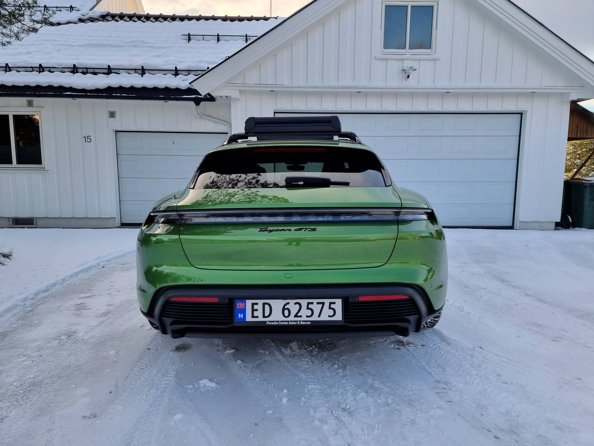 Porsche Taycan First GTS Sport Turismo Taycan in the wild 20220221_163244
