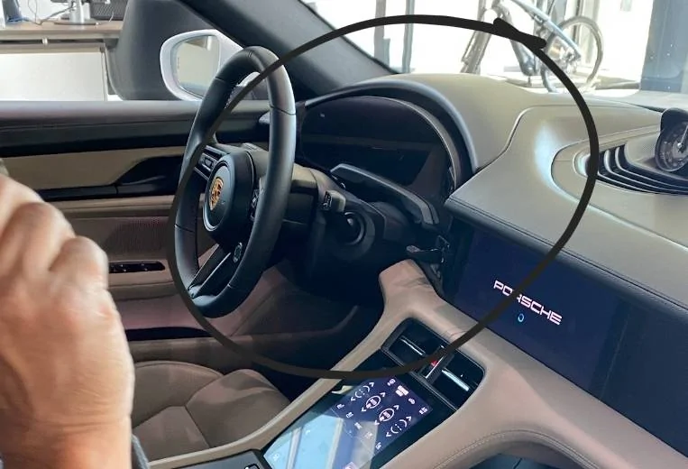 Porsche Taycan Heads Up Display Screenshot_20220228-152836_Chrom