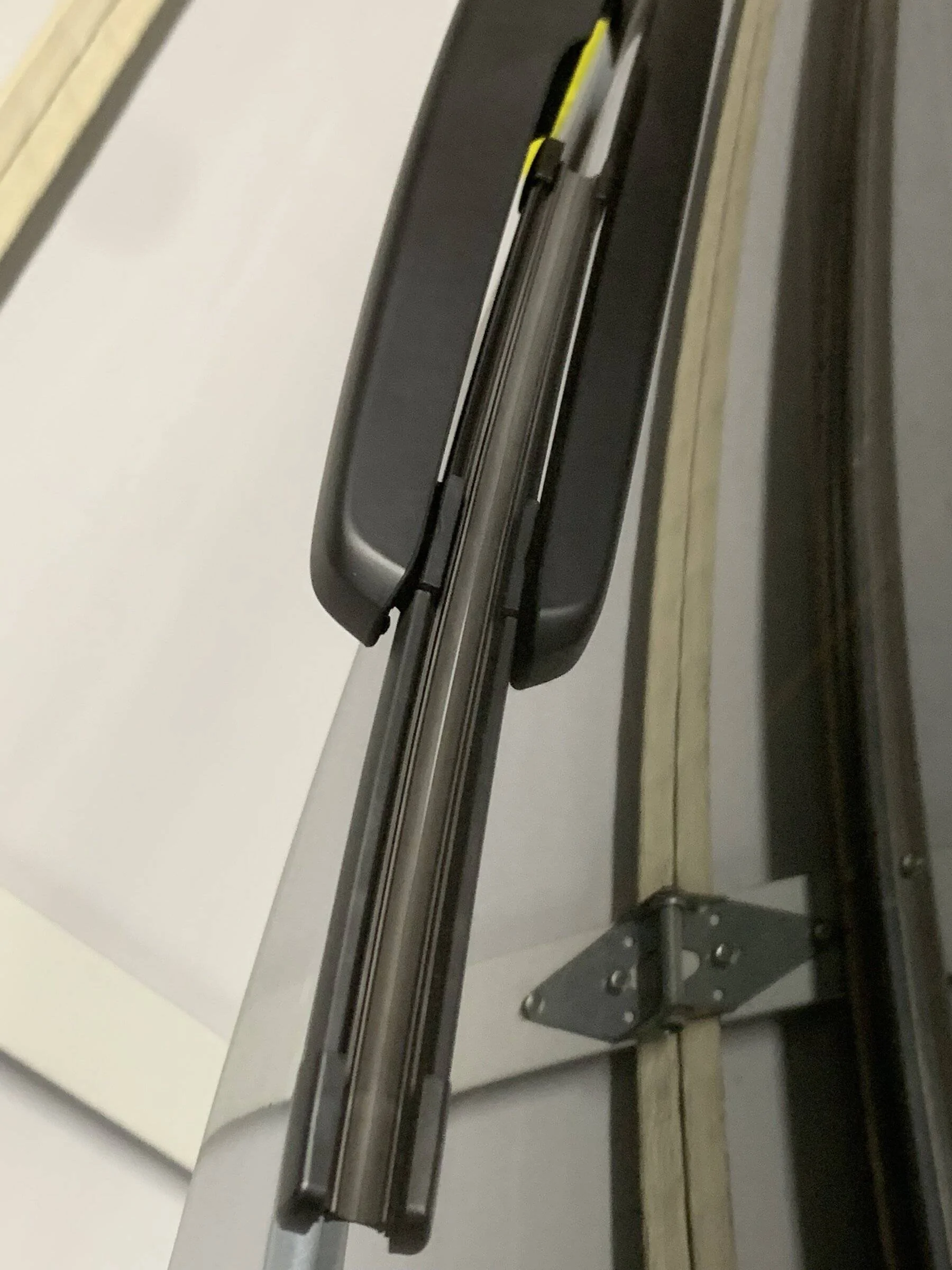 Porsche Taycan Rear Wiper IMG_7275