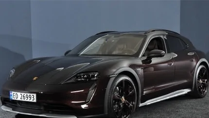 Porsche Taycan Mahogany anyone? 3A33A40A-9087-43CE-9A44-55DB85A89AEE