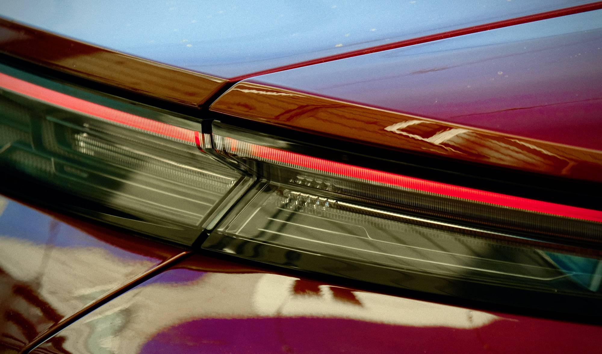 Porsche Taycan CHERRY METALLIC Taycan Club 2022 MAR02 DB_ - 1 (1)