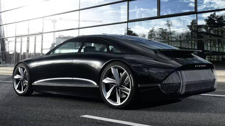 Porsche Taycan Is my love waning already? 1646842192756