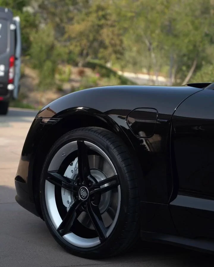 Porsche Taycan Help with finding ‘base’ black photos 3E818B44-9B2F-4340-8456-8075EE3E1294