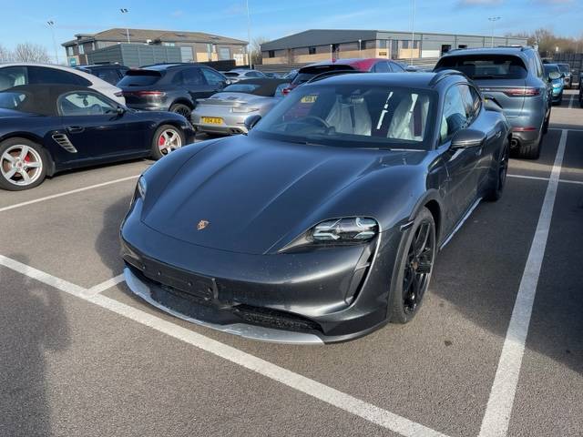 Porsche Taycan VOLCANO GREY Taycan Club 555BCC83-9F09-48F2-ADA5-CACC312C091C