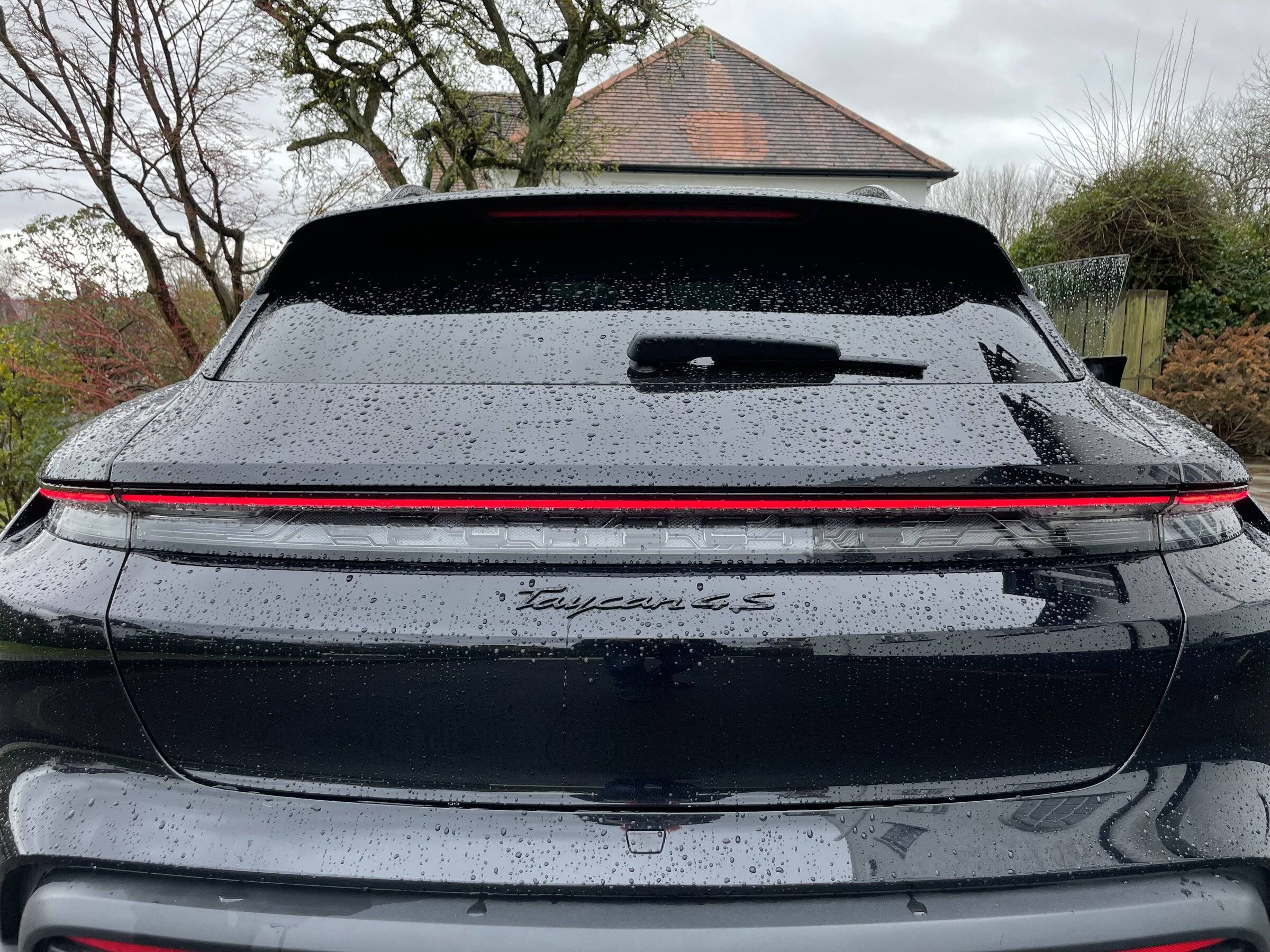 Porsche Taycan Black Cross Turismo 4S collected tempImageQnb6Ws