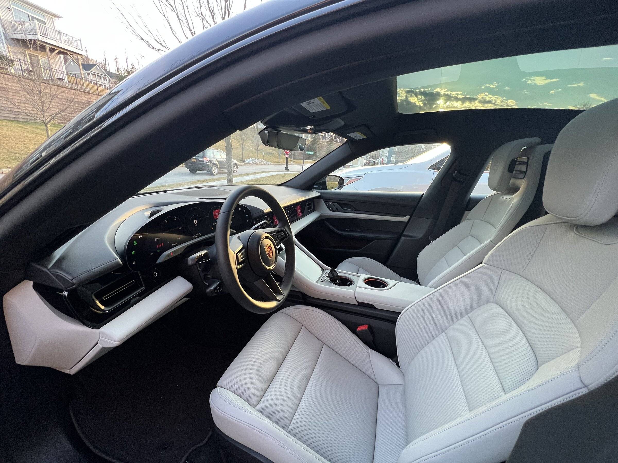 Porsche Taycan First take on my new 2022 Taycan 7DA5E3E7-405C-4BB7-9BE0-CC91649160B5