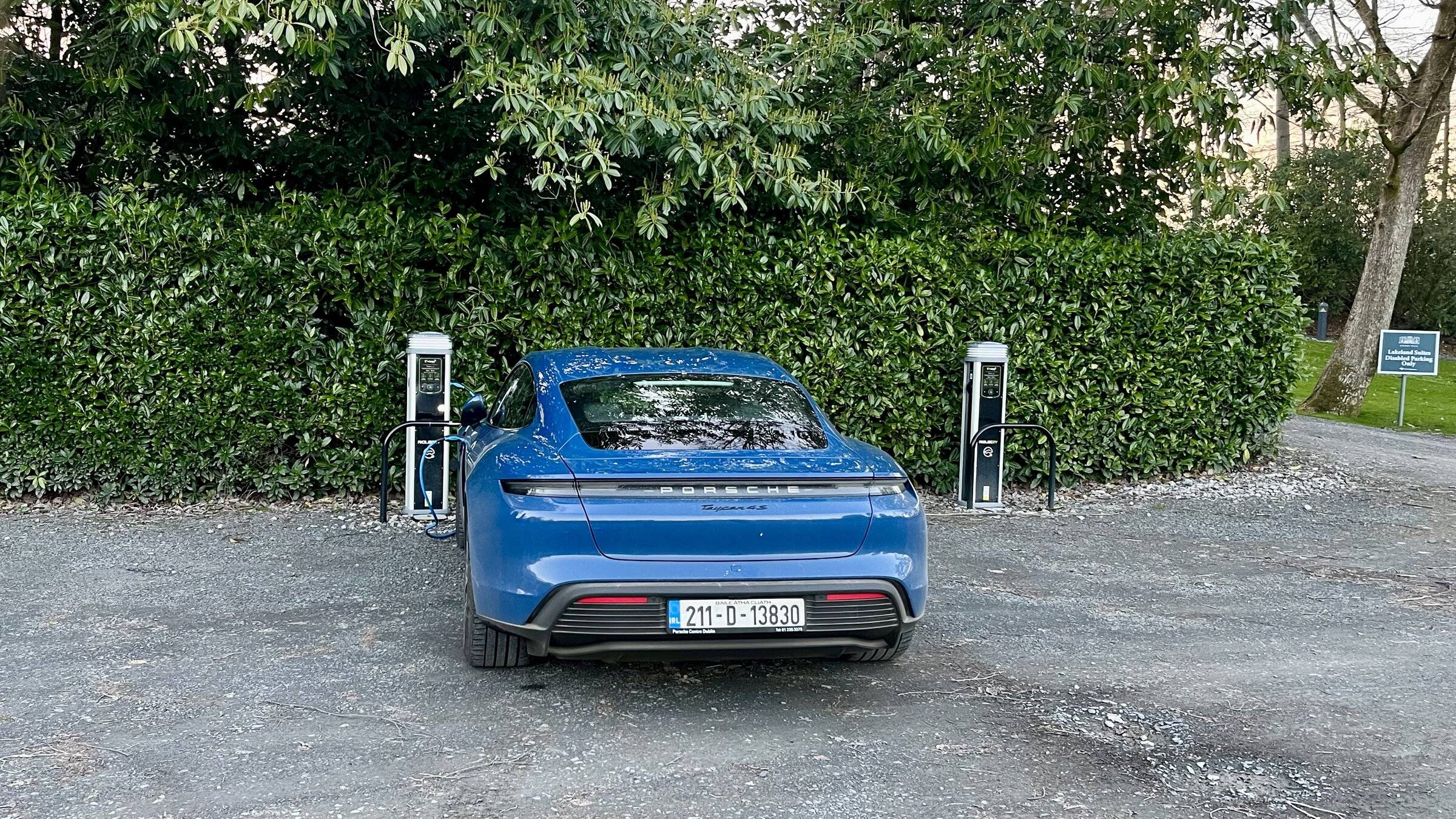 Porsche Taycan Stuck abroad with electrical error IMG_0005