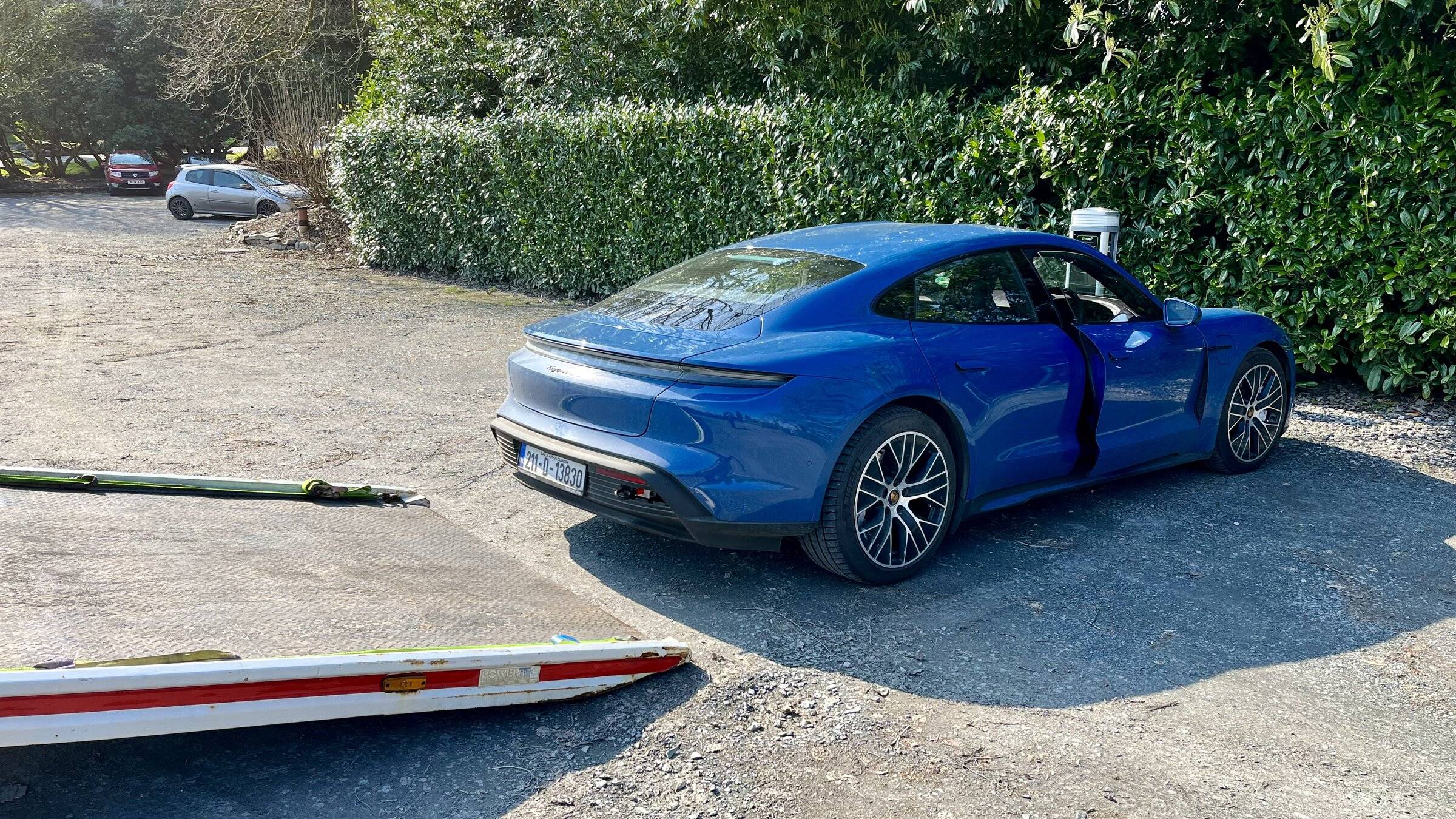 Porsche Taycan Stuck abroad with electrical error IMG_0035