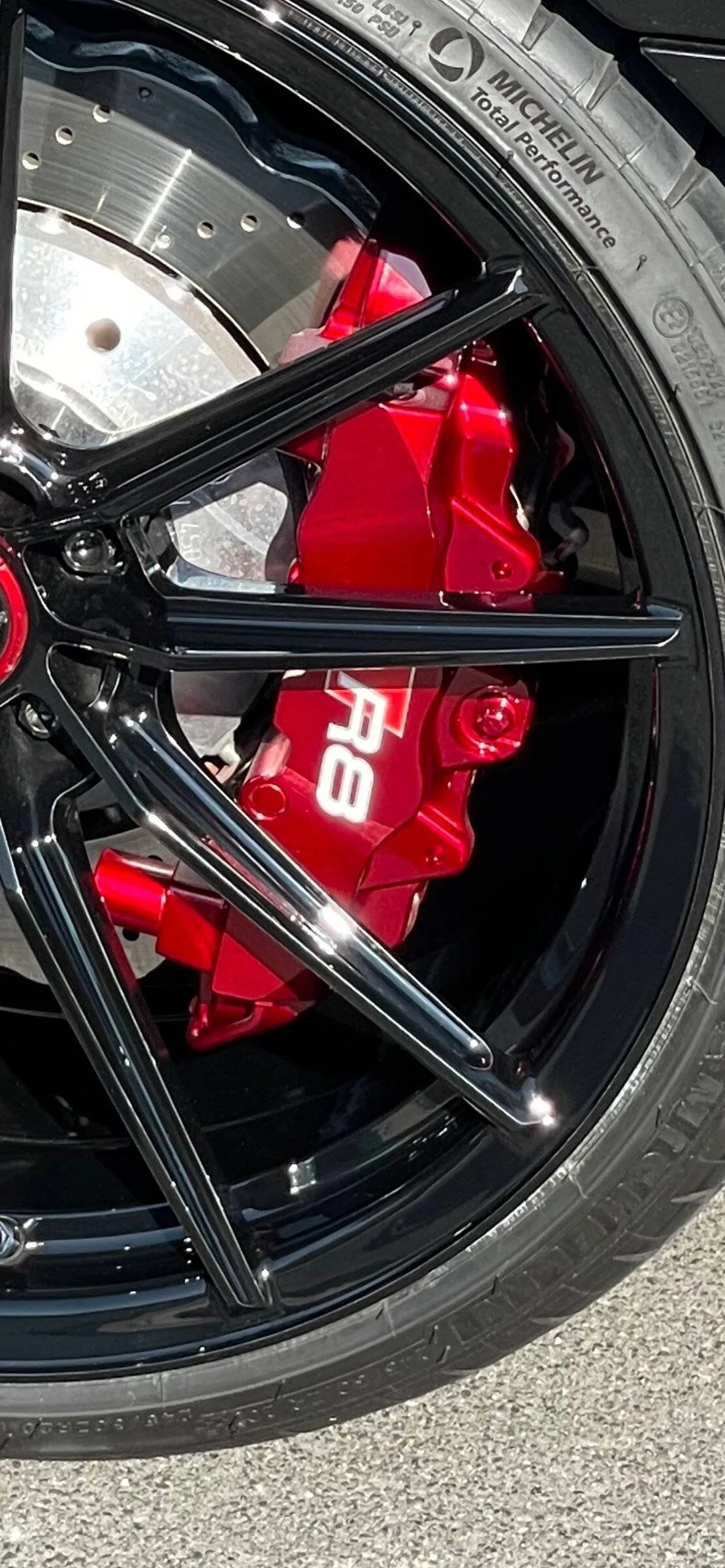 Porsche Taycan Painting Brake Calipers...Need Advice View recent photos