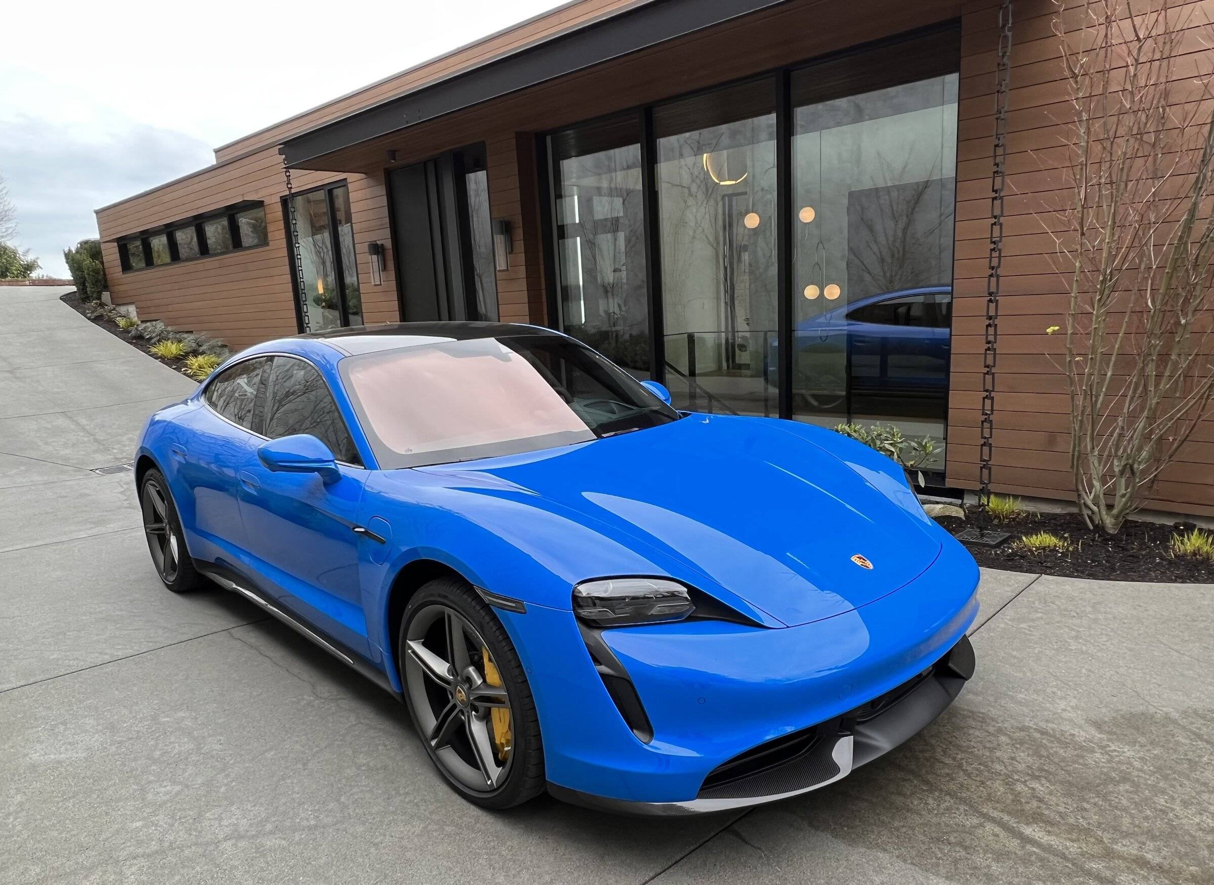 Porsche Taycan Paint to Sample (PTS) Voodoo Blue Taycan Turbo S arrives 6004DCFB-44A5-4506-887D-44311ECD265E