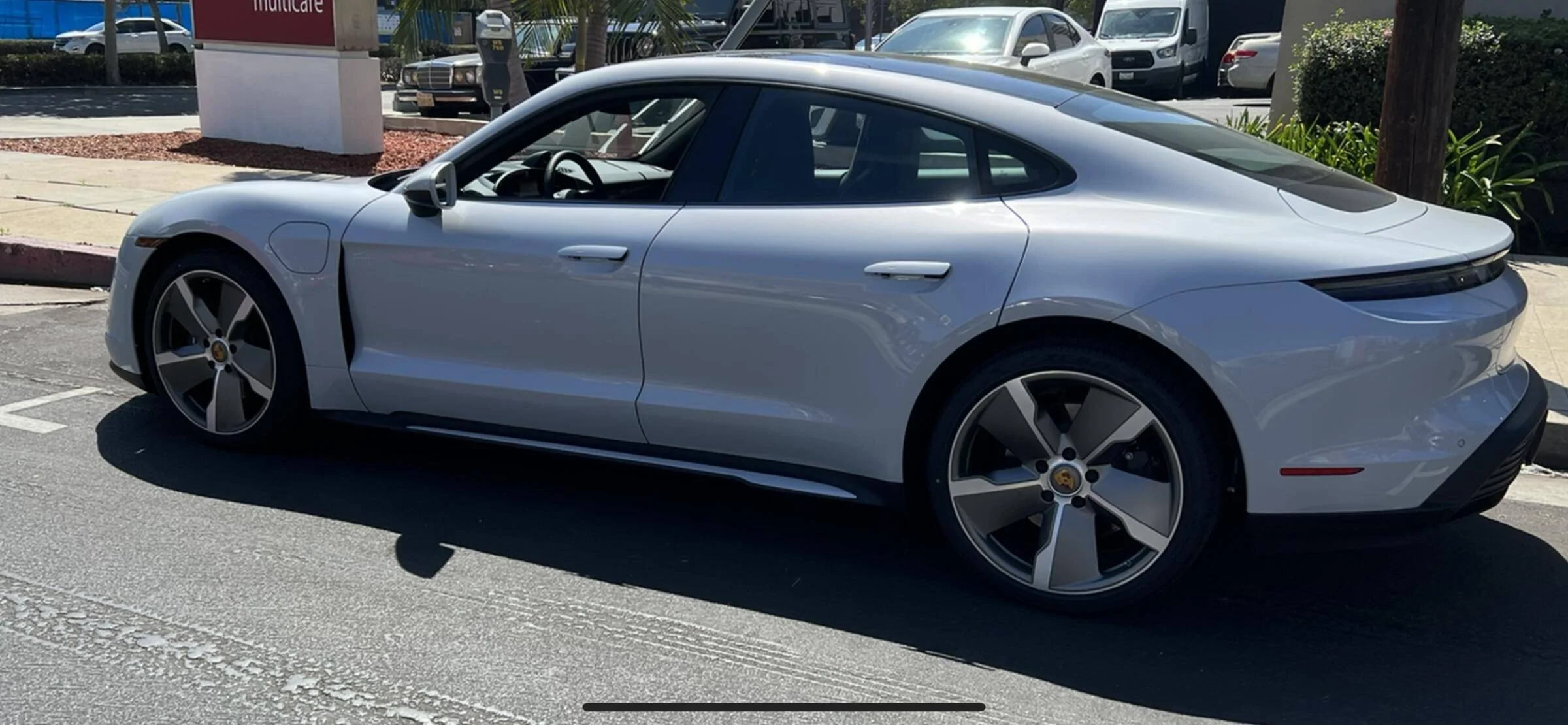 Porsche Taycan ICE GREY Taycan Club F19621A9-D208-4EF1-A1C3-62DC76C066D5