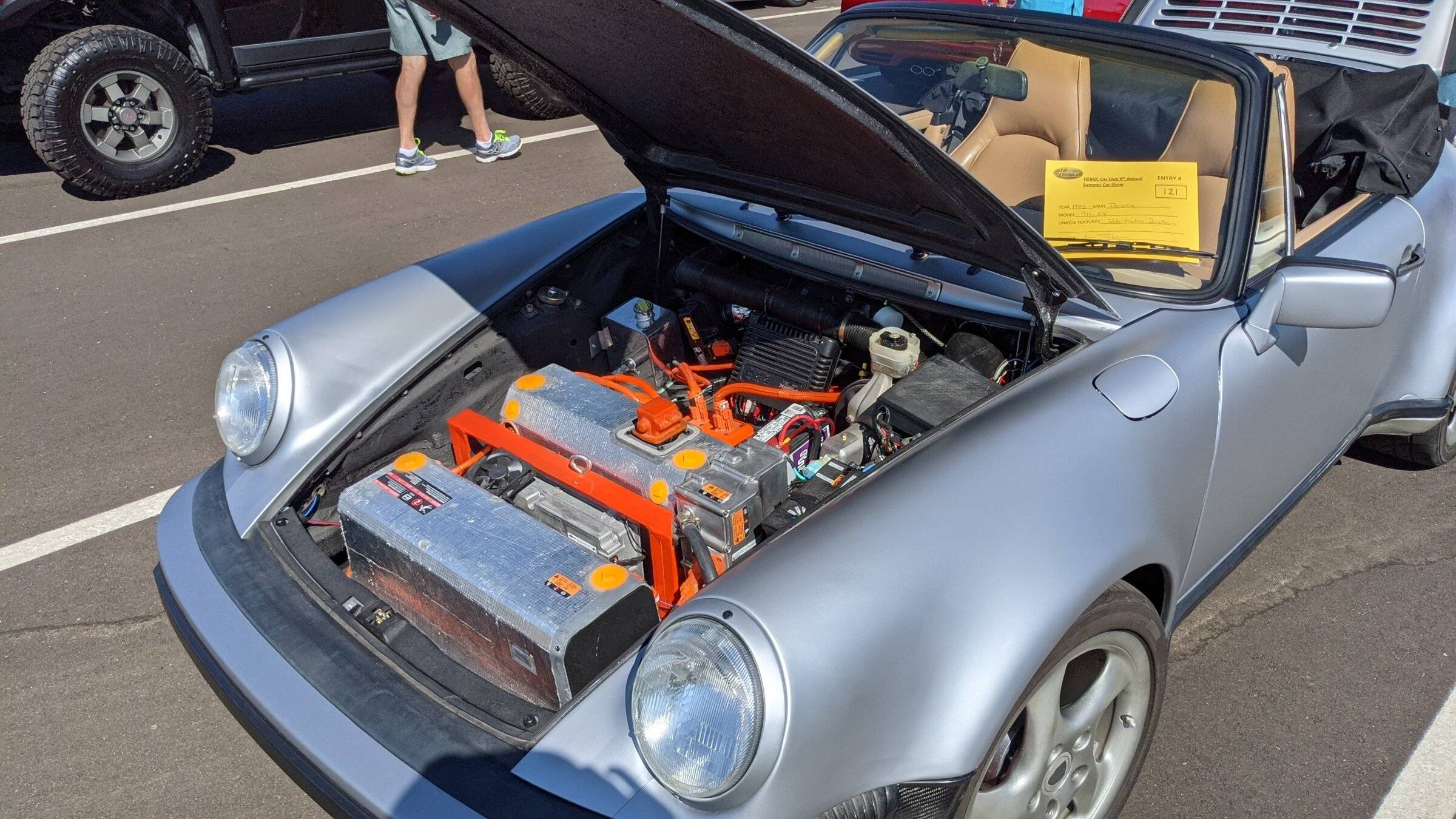 Porsche Taycan Porsche: electric 911 with solid-state battery - Article link PXL_20210828_162156336