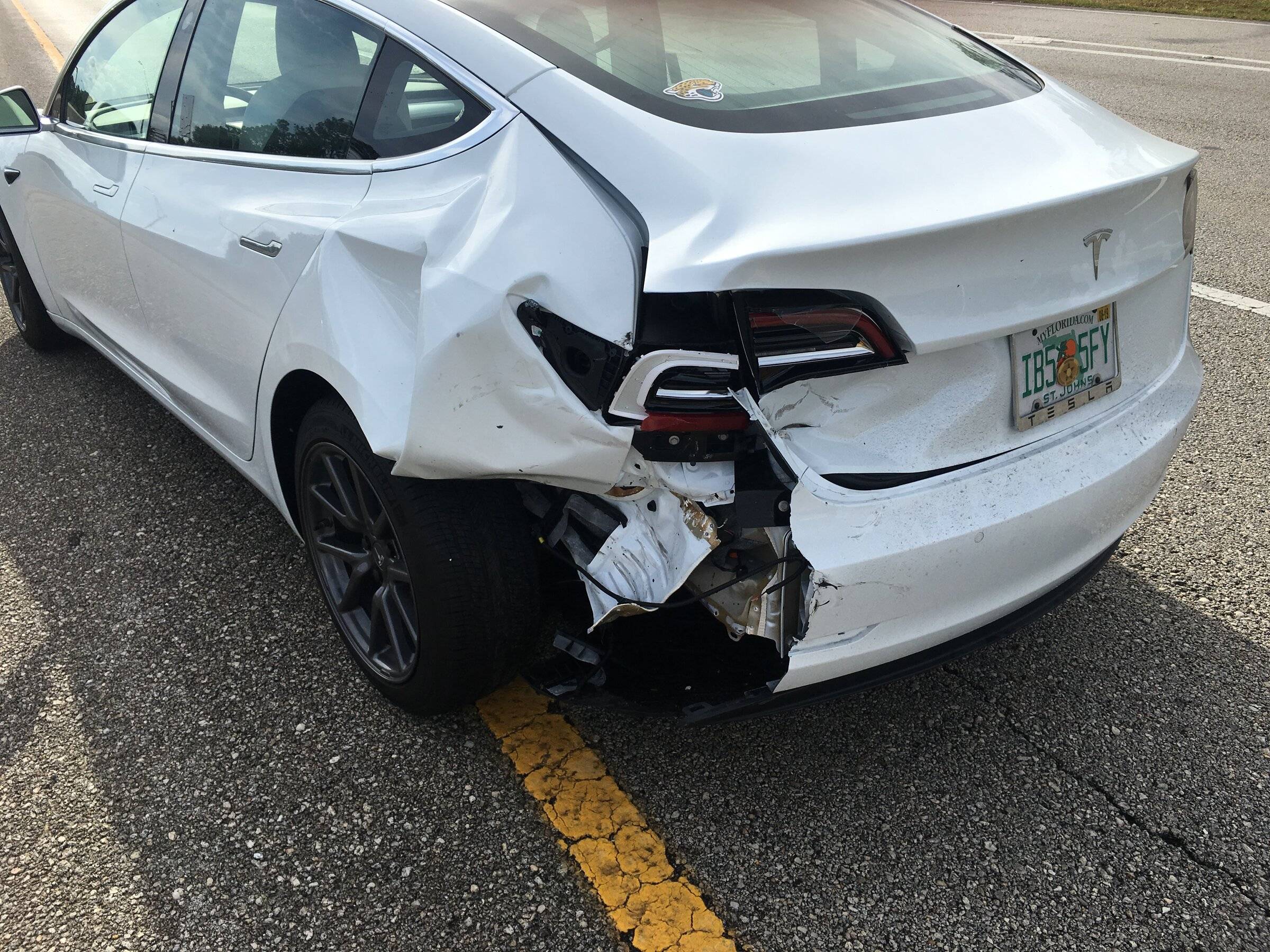 Porsche Taycan Rear Ended. Need advice. IMG_0160.JPG