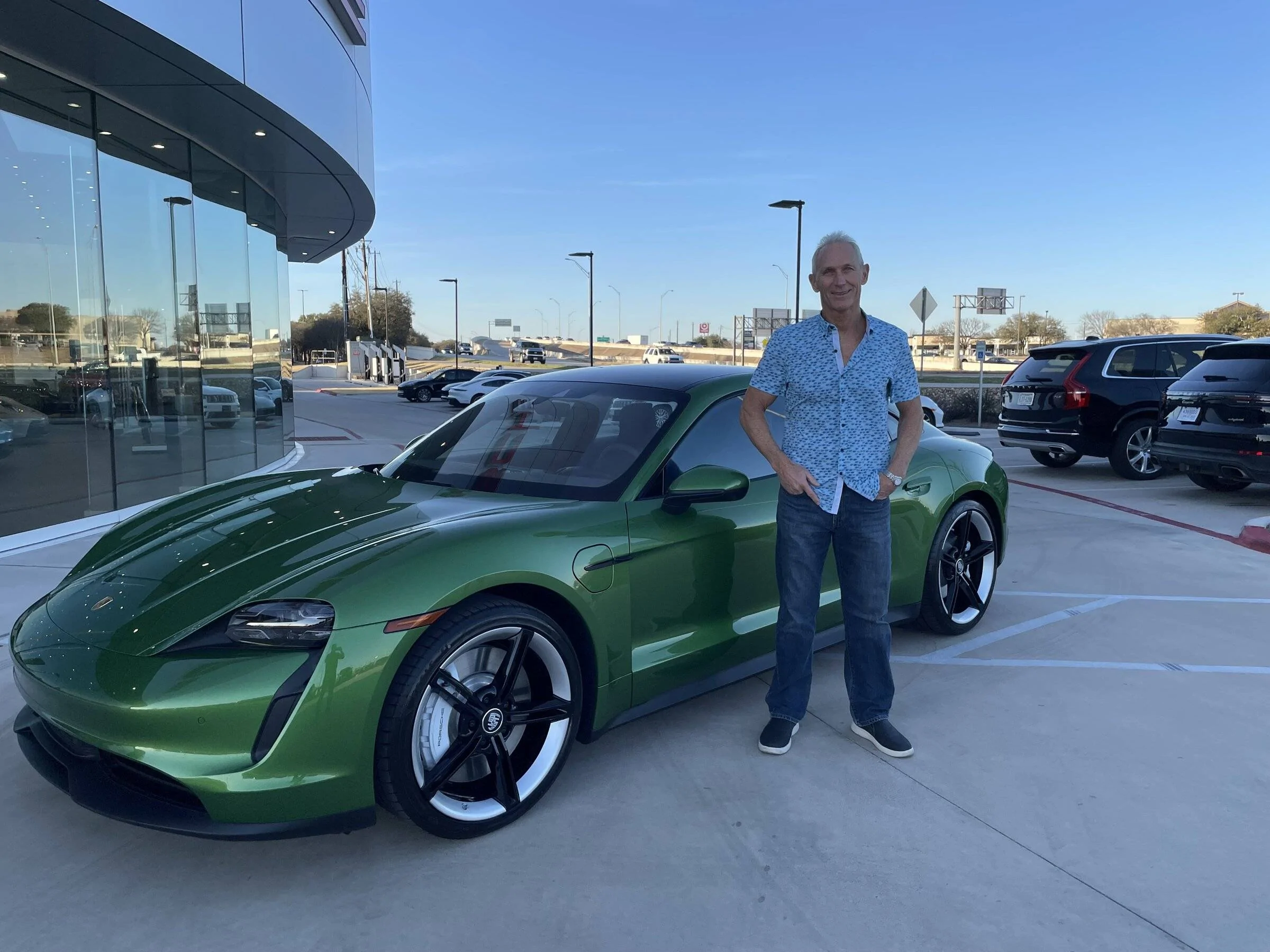 Porsche Taycan MAMBA GREEN Taycan Club IMG_3431 (1)