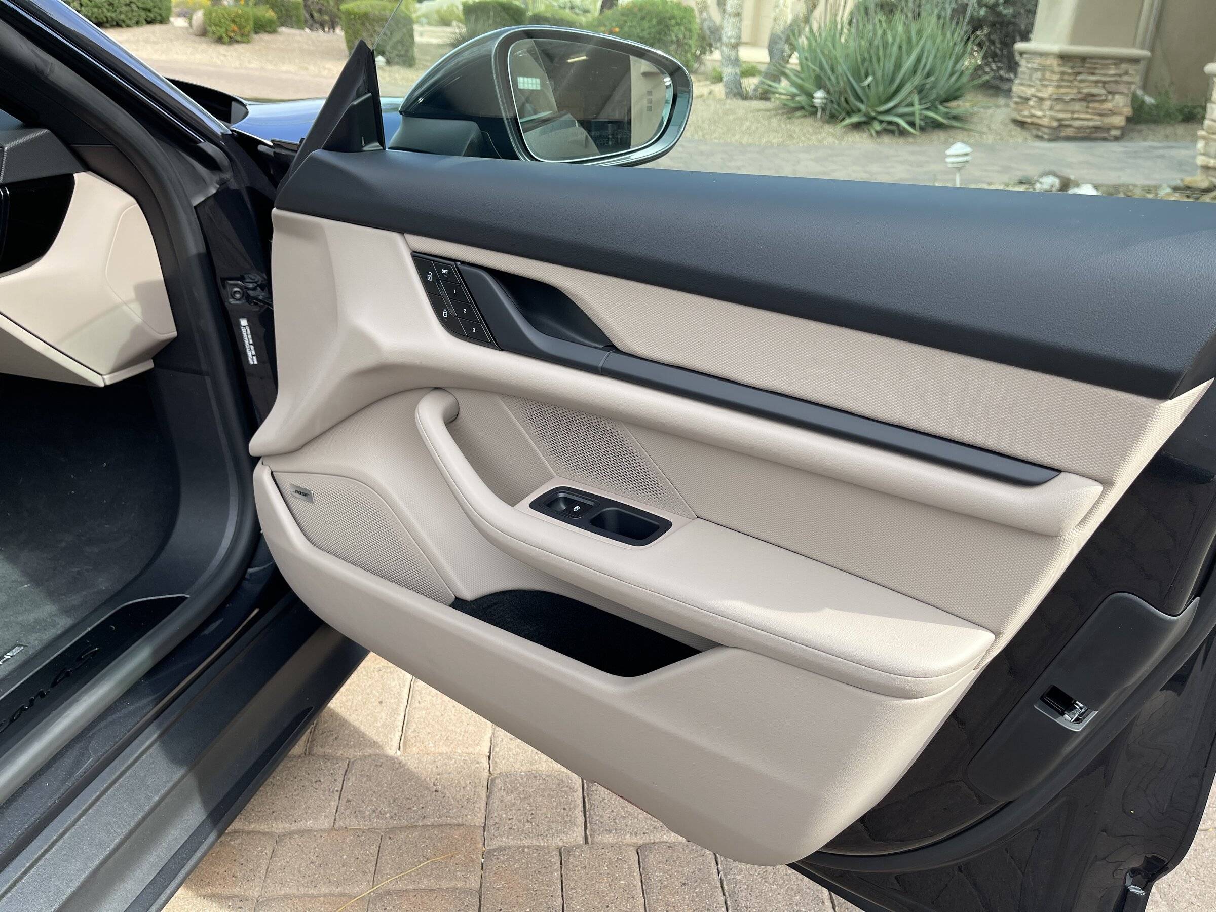 Porsche Taycan Volcano Grey 4S Delivered C8CFB947-9BB6-459F-8DE2-C91134B3D236
