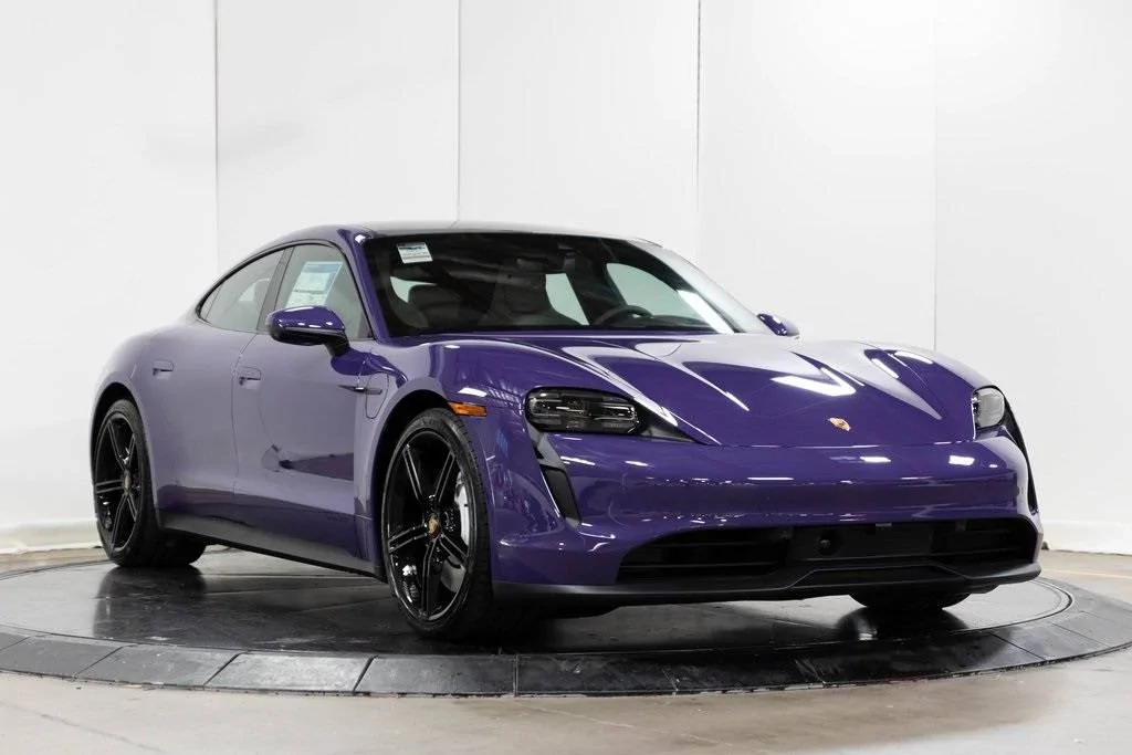 Porsche Taycan Ultraviolet (M4A) Taycan Paint-to-Sample Taycan_Ultraviolet_M4A_1