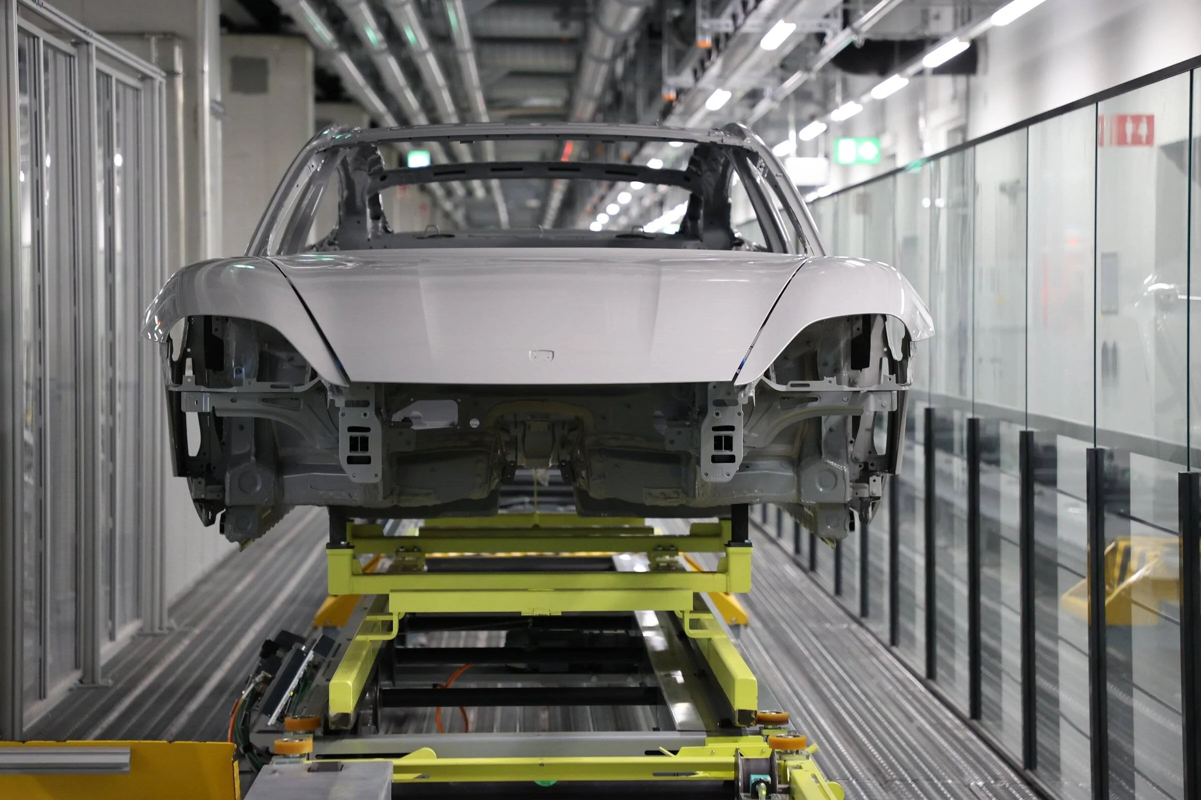 Porsche Taycan 📸  How to Find Your Taycan Production Photo From Assembly Line a9f28202-e8d4-4695-be29-62912a91f74c