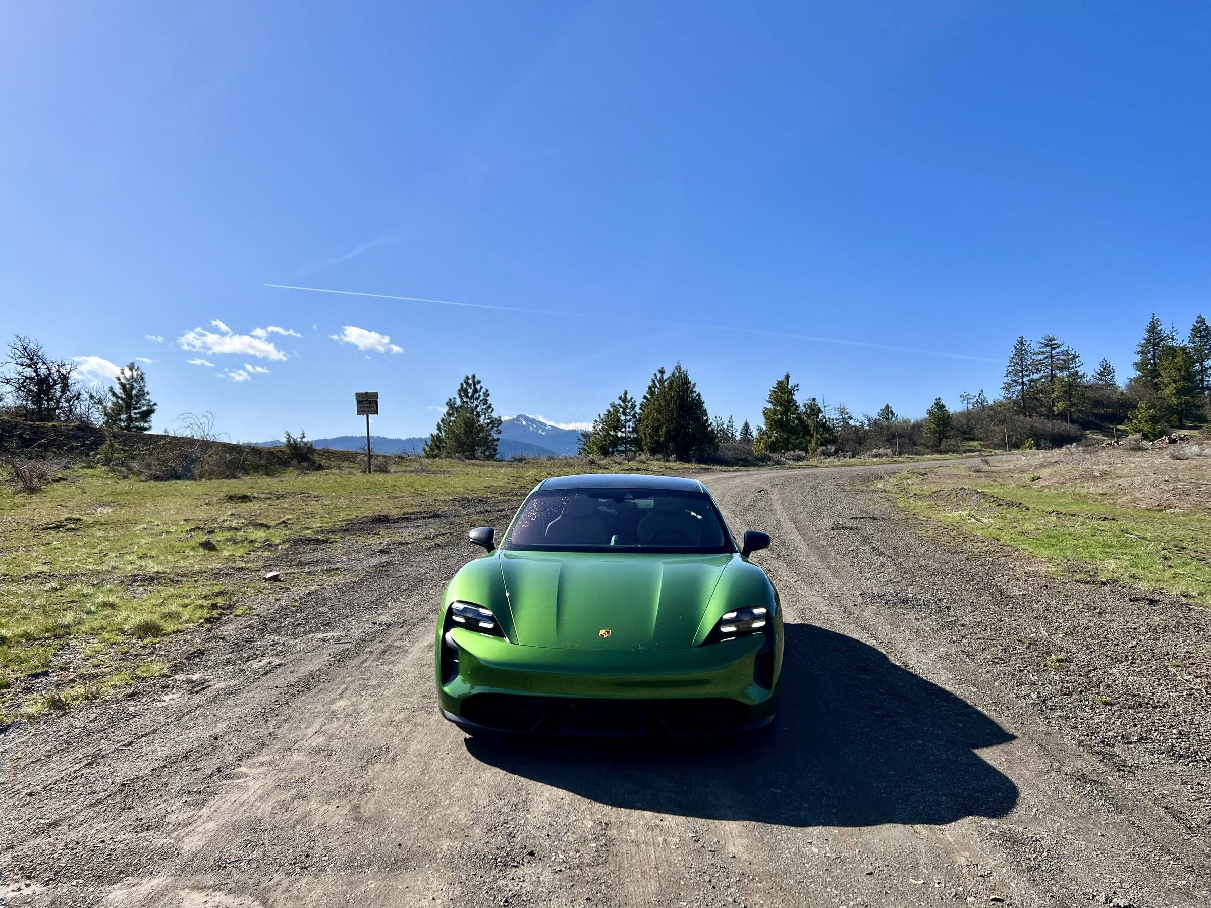 Porsche Taycan MAMBA GREEN Taycan Club IMG_0699