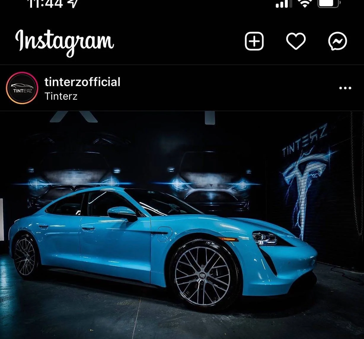 Porsche Taycan FROZEN BLUE Taycan Club 4C070565-EBD2-423B-9262-74D2D1D2A97A