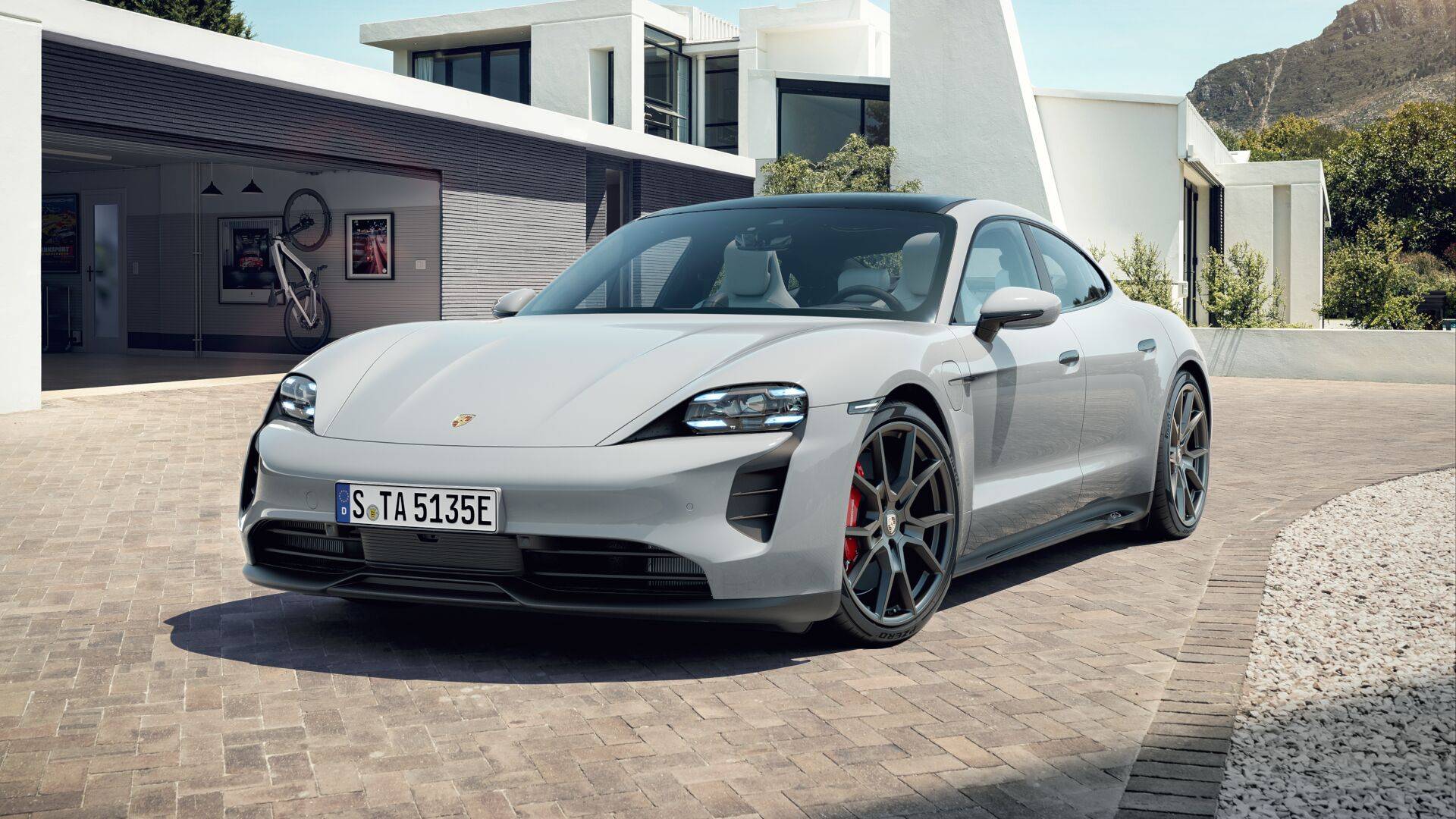 Porsche Taycan What do you think about my build? taycan1