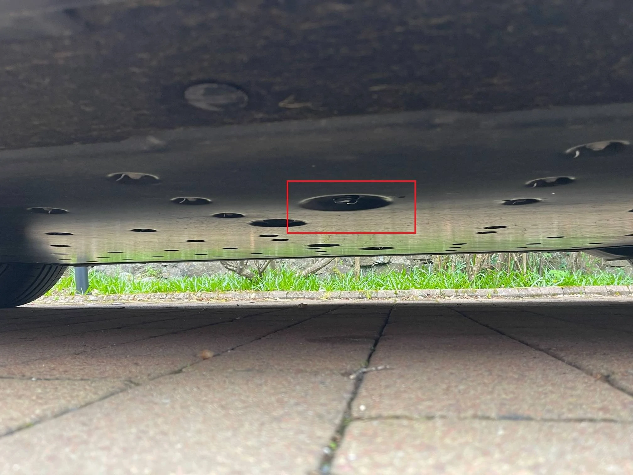 Porsche Taycan Drip/Leak under car dri