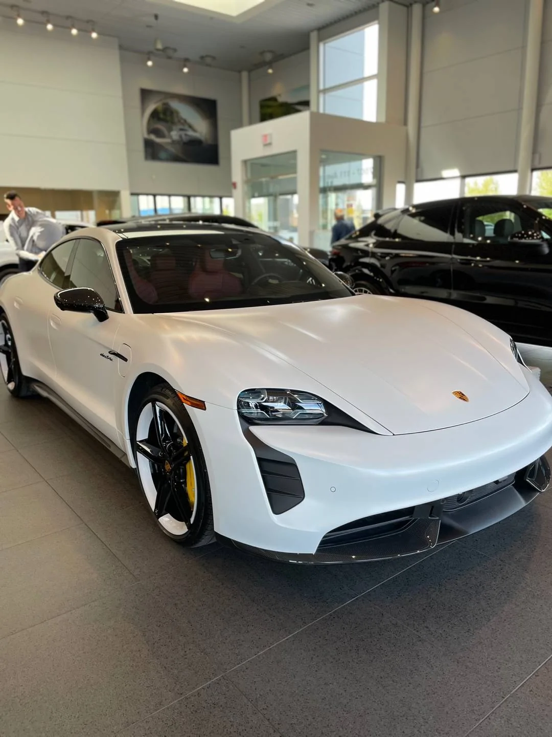 Porsche Taycan Suggestions : Carbon fiber / HGB 28C5193C-B351-455B-B1F1-CB4D62609319
