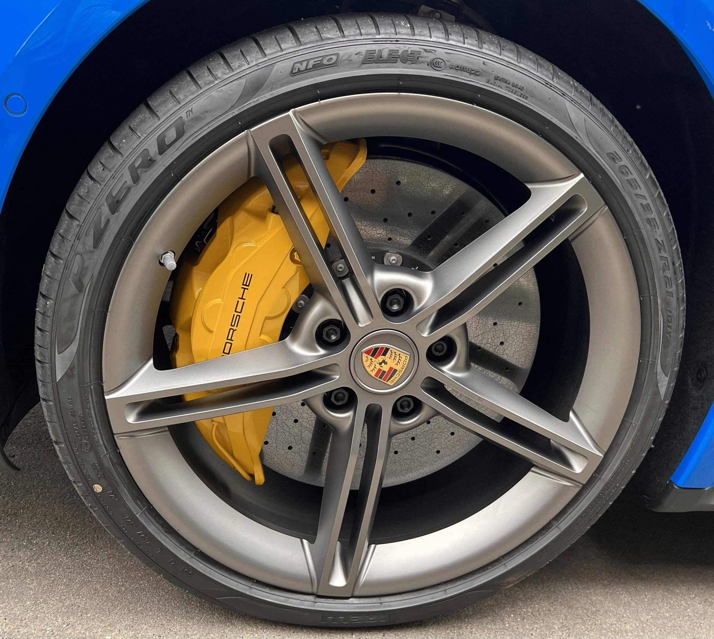 Porsche Taycan Taycan 4S -> Taycan Turbo S 68257584-5215-4282-B37E-E1EFE131CF2F