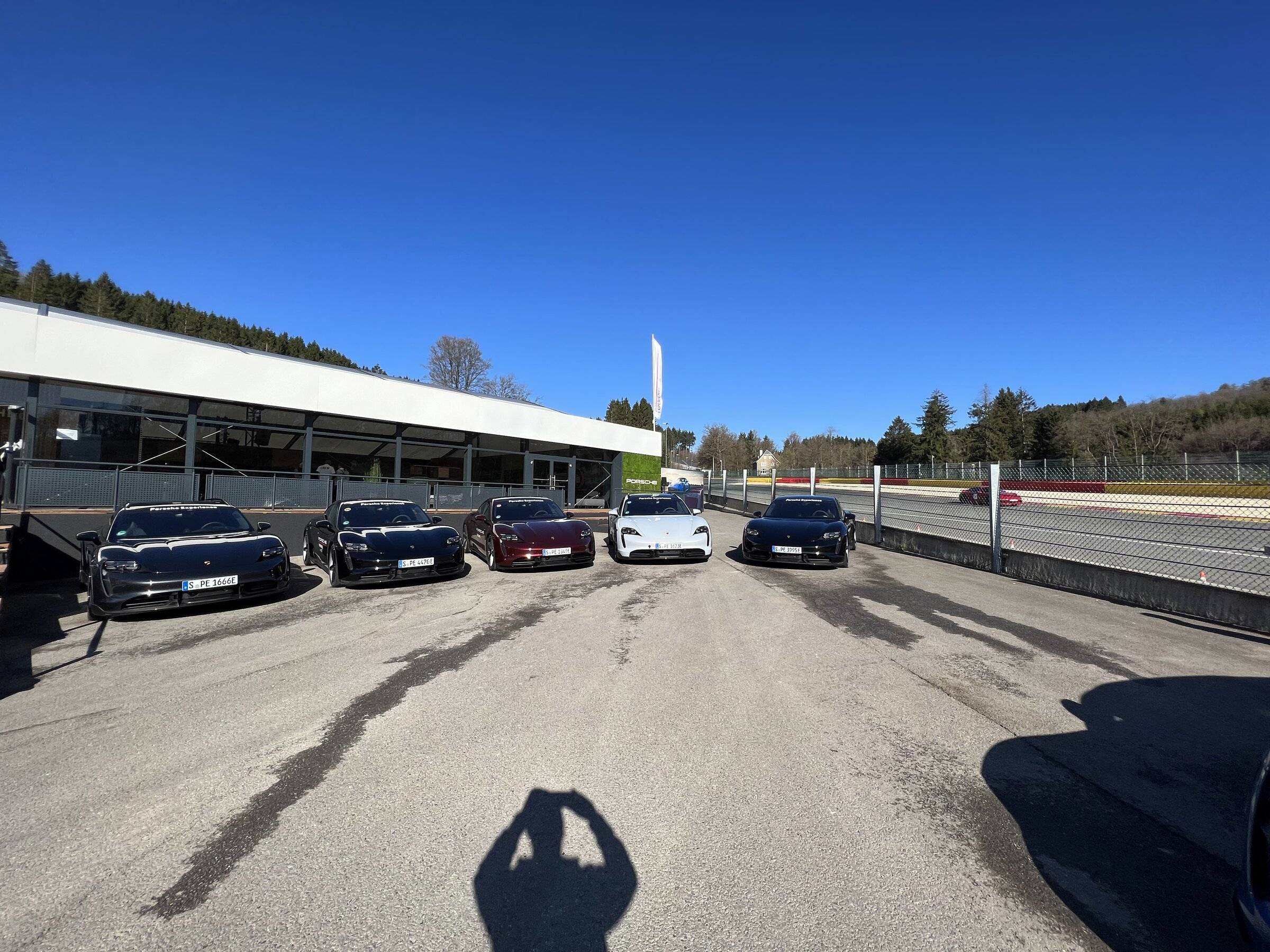 Porsche Taycan Taycans on trackdays Spa Francorchamps 🇧🇪 31C7E3D9-0A87-4510-95A0-C7F4C7ACFF58