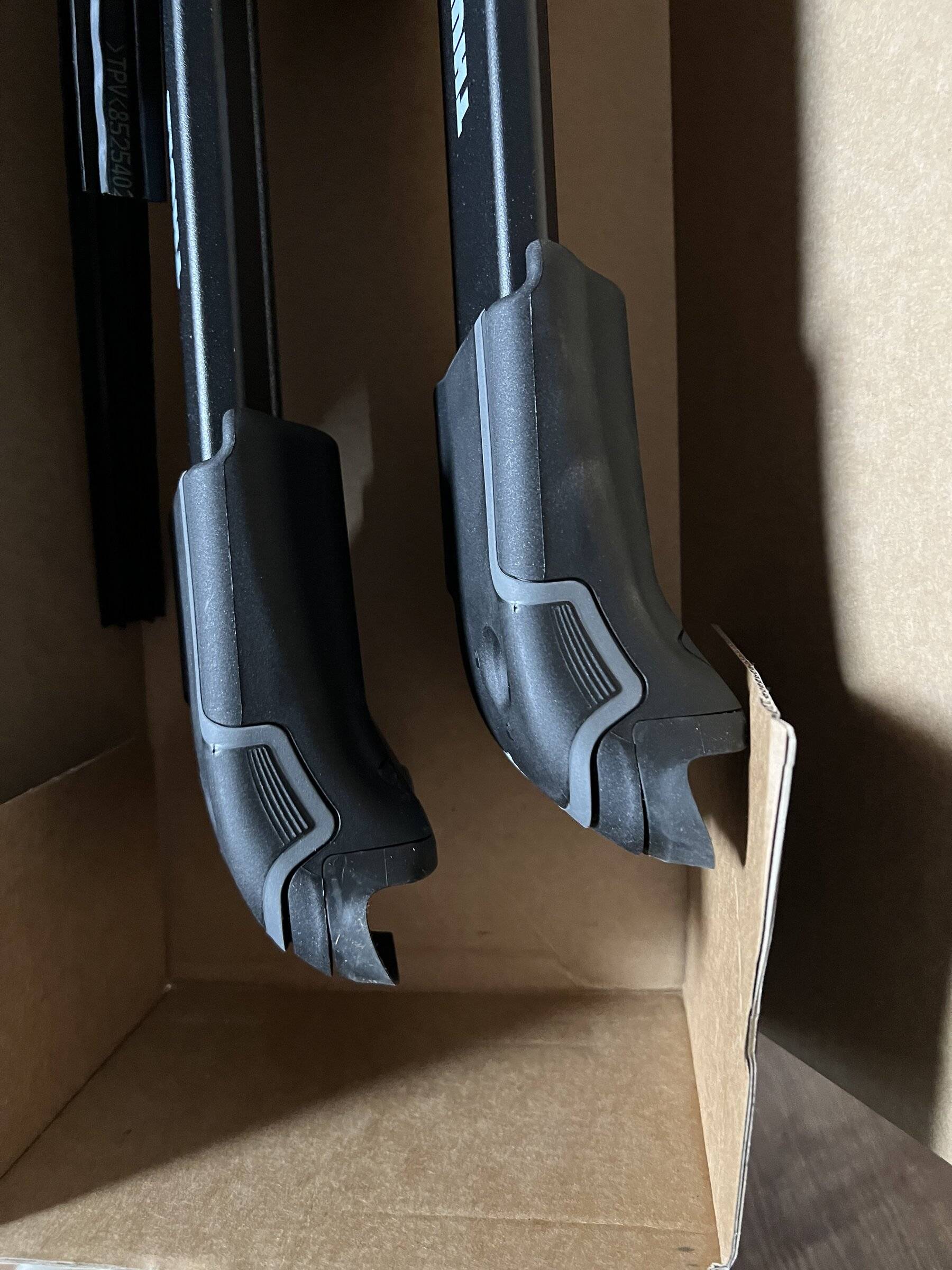 Porsche Taycan Thule WingBar Options 4FFE8872-5E81-48B3-9D57-3E9A997552B1
