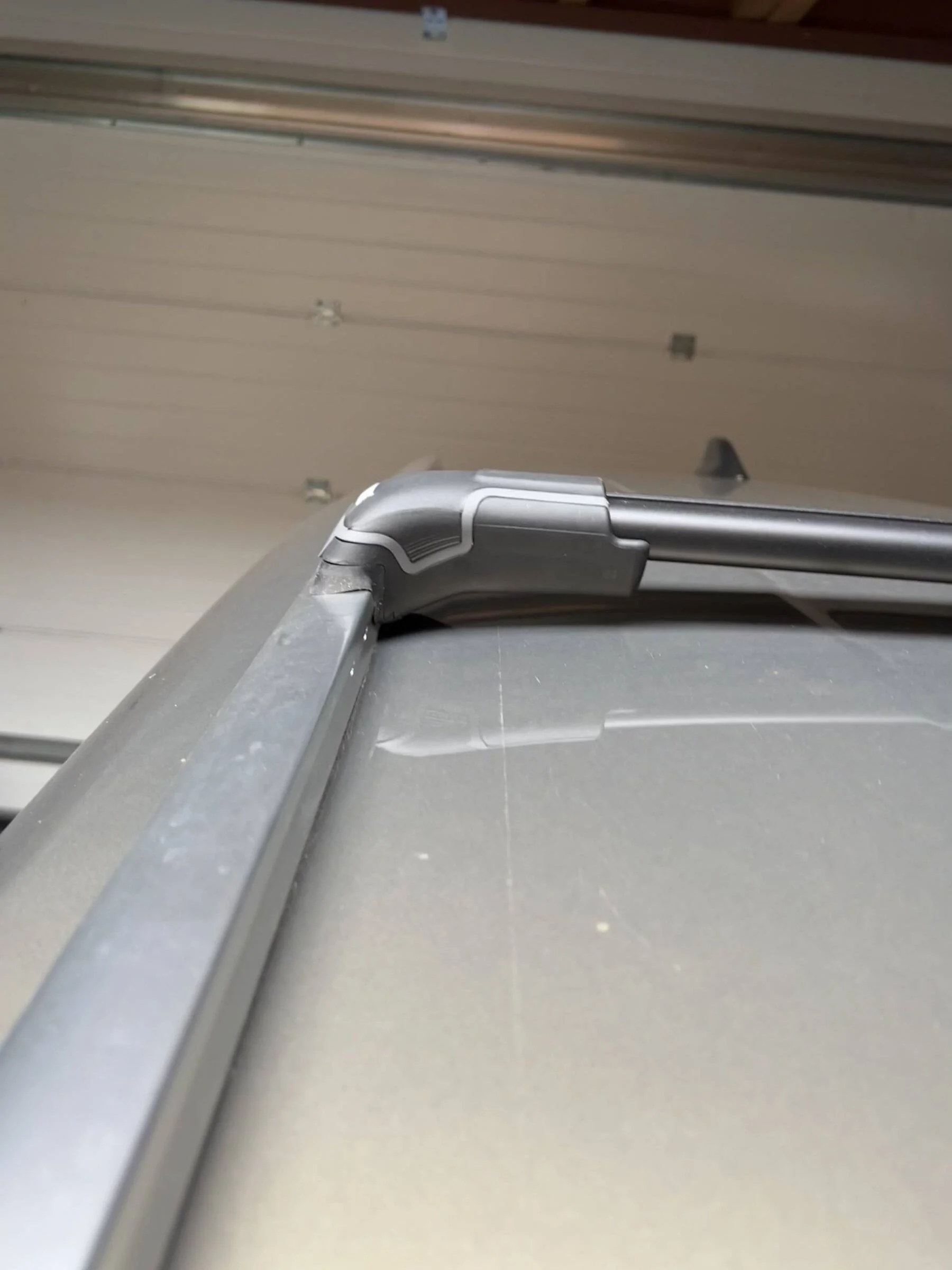 Porsche Taycan Thule WingBar Options 330E9F65-F707-4188-8B56-BF77B680C993