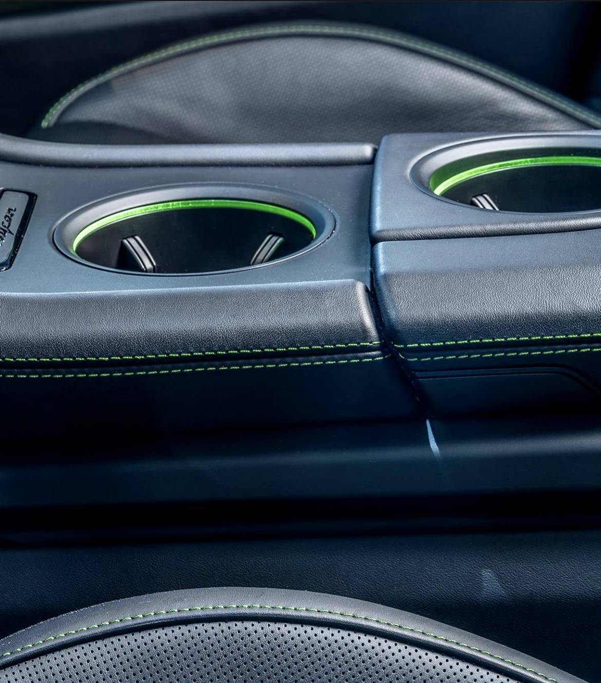Porsche Taycan Gts interior decision BE6398BC-A112-463A-9BD9-7F6E4459A248