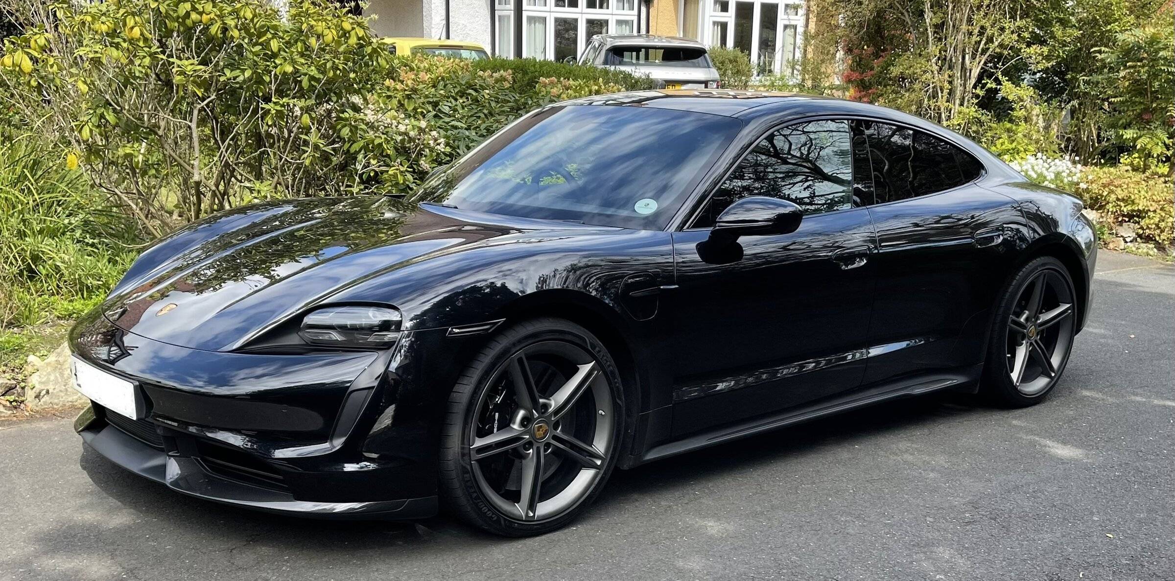 Porsche Taycan What speed would a Taycan Turbo S be capable of unlimited? 1C901431-3DF4-4975-A9AD-5171C1E0D851