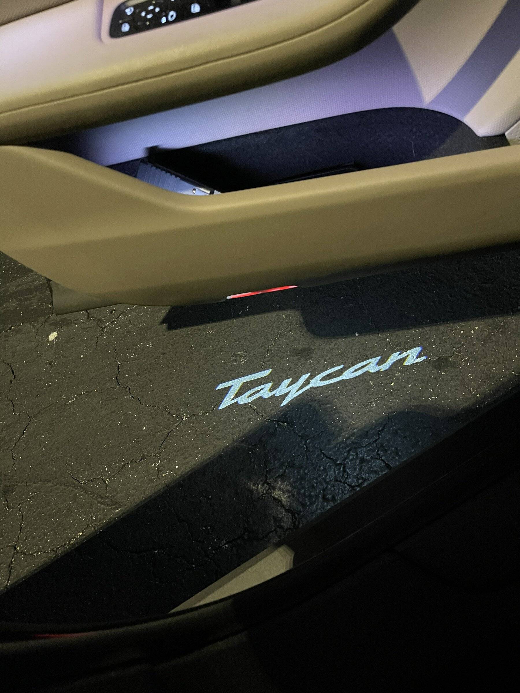 Porsche Taycan Installed puddle lights “Taycan” IMG_0455