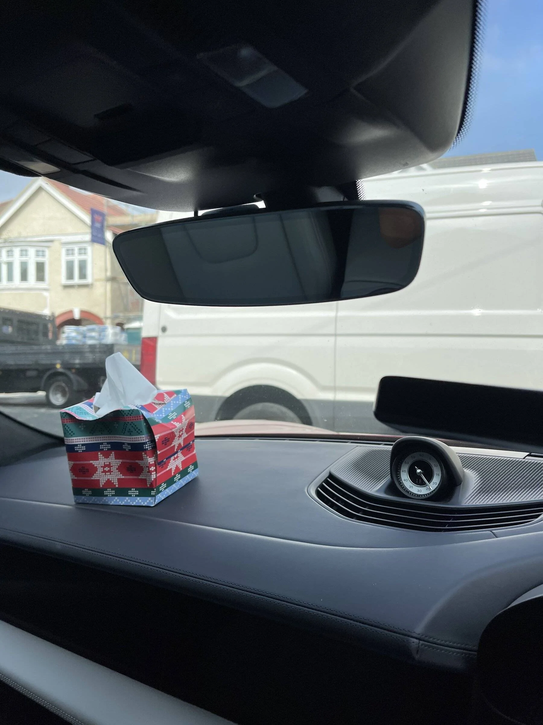 Porsche Taycan Dash Cam 7E196ED5-AF35-4B9B-B394-4368C38C4656