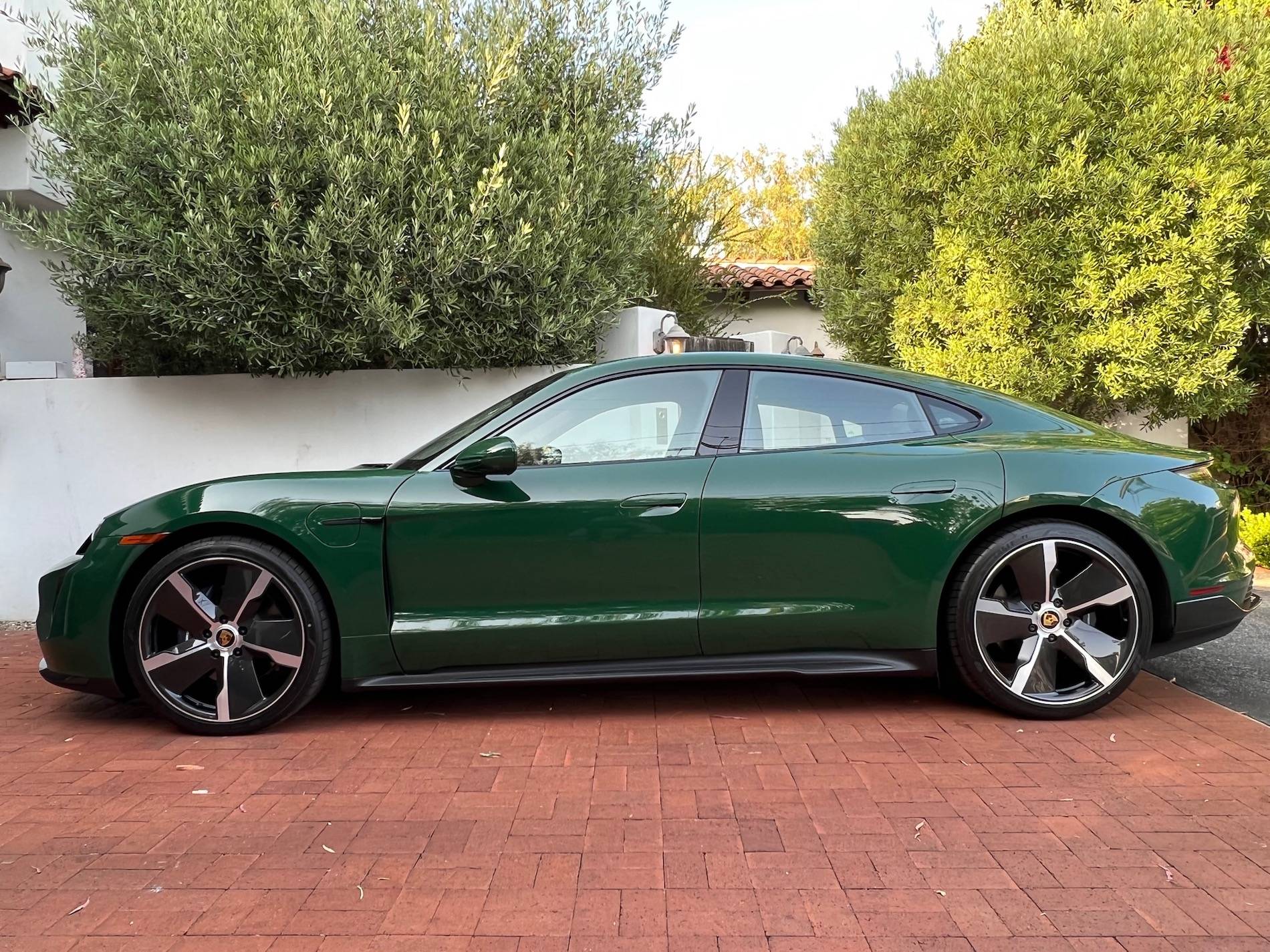 Porsche Taycan My Paint to Sample (PTS) British Racing Green / Truffle Brown Taycan delivered today :-) IMG_6378