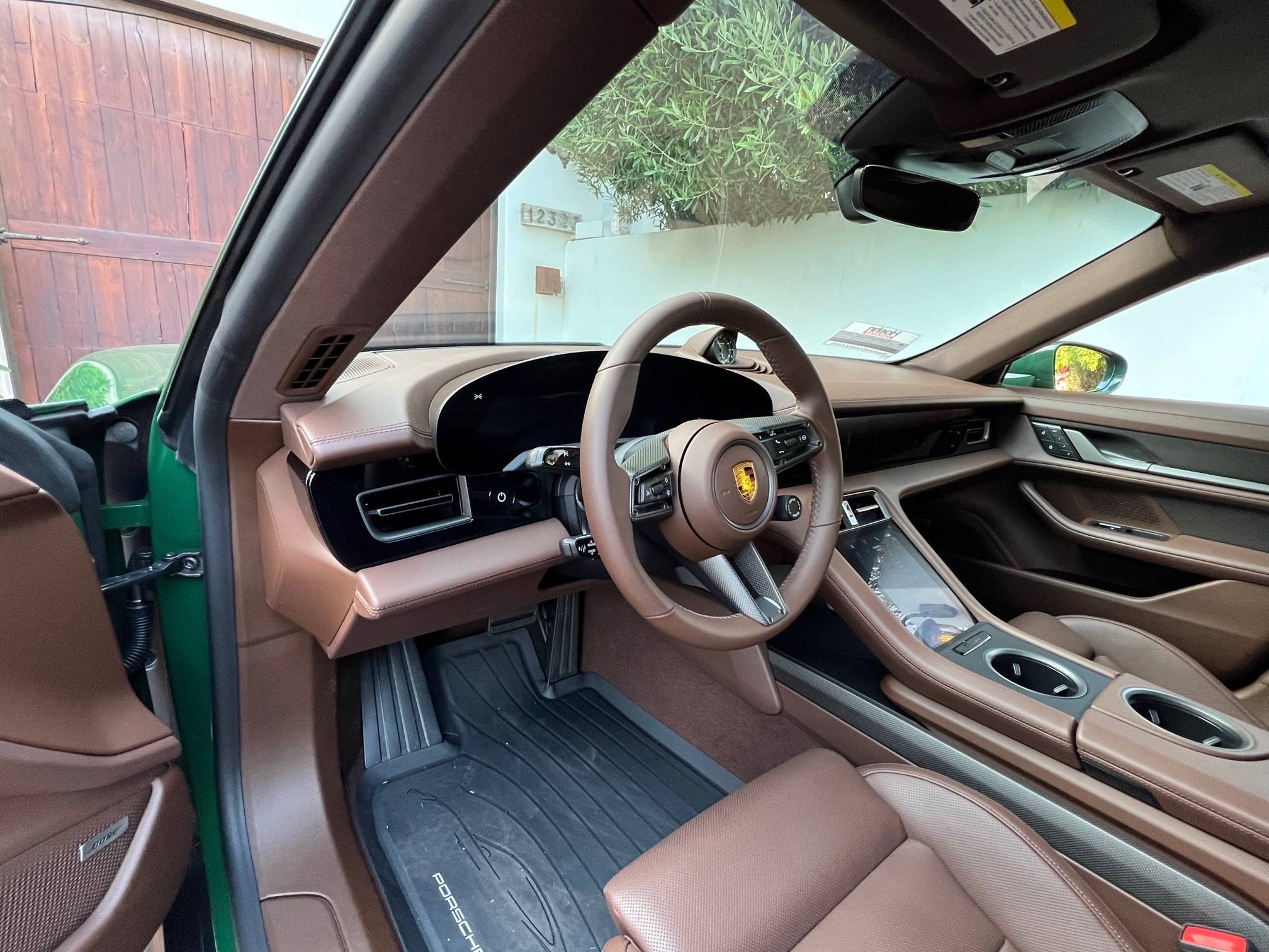 Porsche Taycan 🎨 PTS: PAINT TO SAMPLE Taycan Club & Photos Thread IMG_6406.JPG