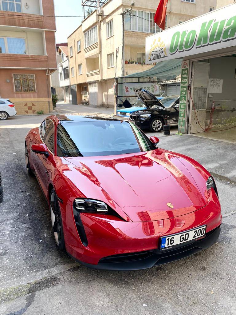 Porsche Taycan CARMINE RED Taycan Club IMG-20220428-WA0022