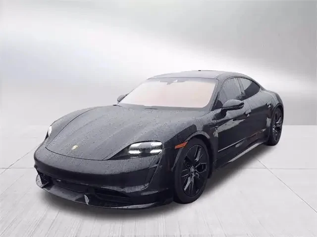 Porsche Taycan Anyone painted their 20s black? 8178EF49-B849-4762-9F38-E4FBB8A36B95