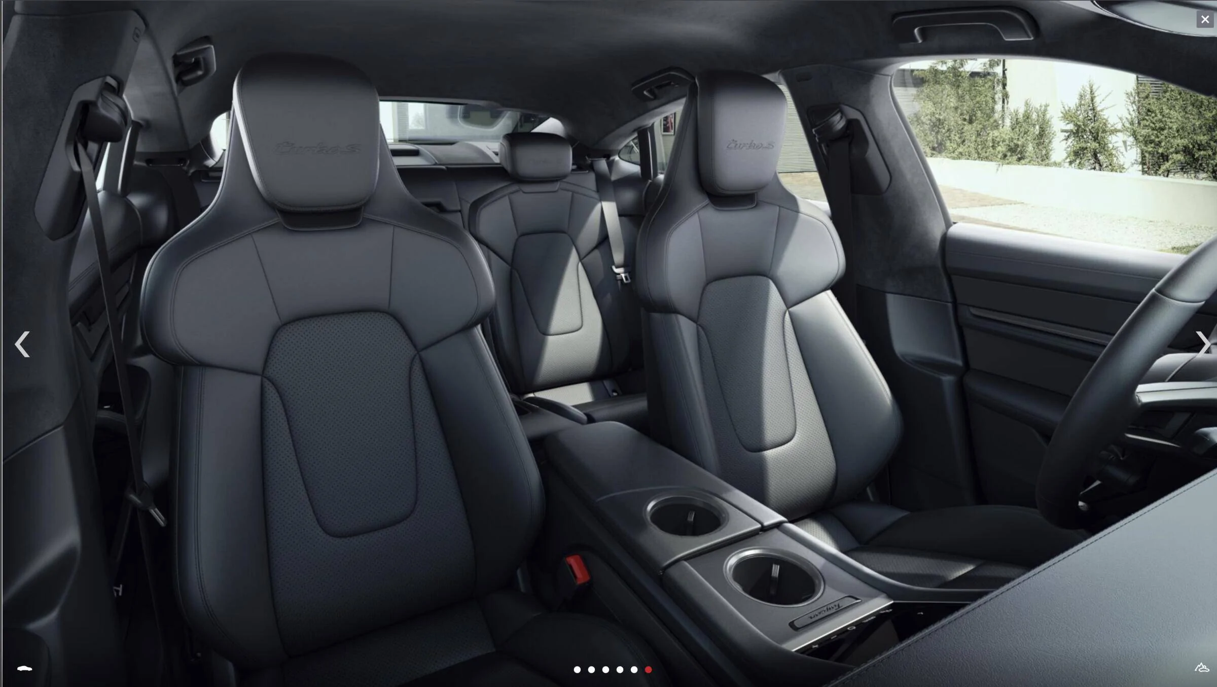 Porsche Taycan MY2023 console screen with new silver frame rendered in configurator... Screenshot 2022-05-03 at 18.29.58