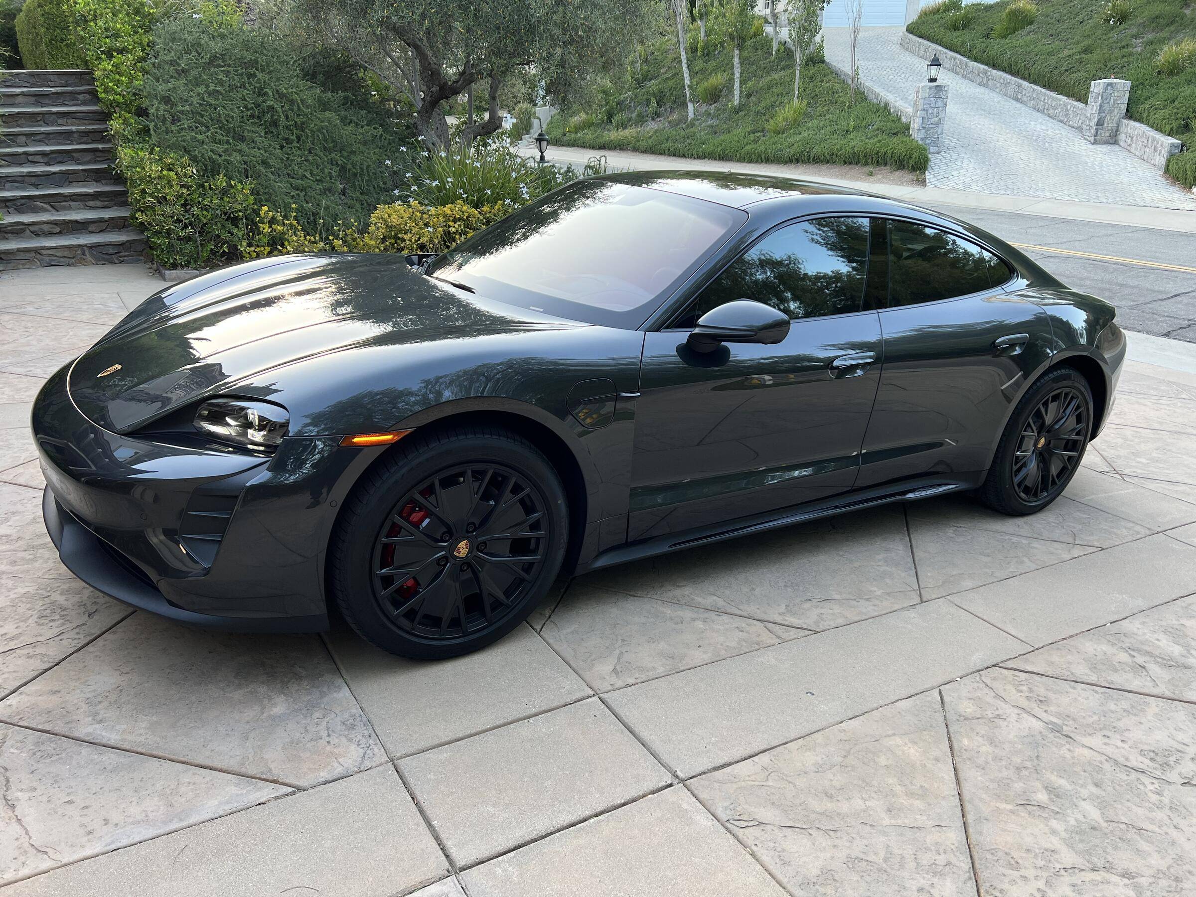 Porsche Taycan Stumbled upon in stock 2022 Taycan GTS for MSRP! Any Build Feedback? tempImageHLODBd