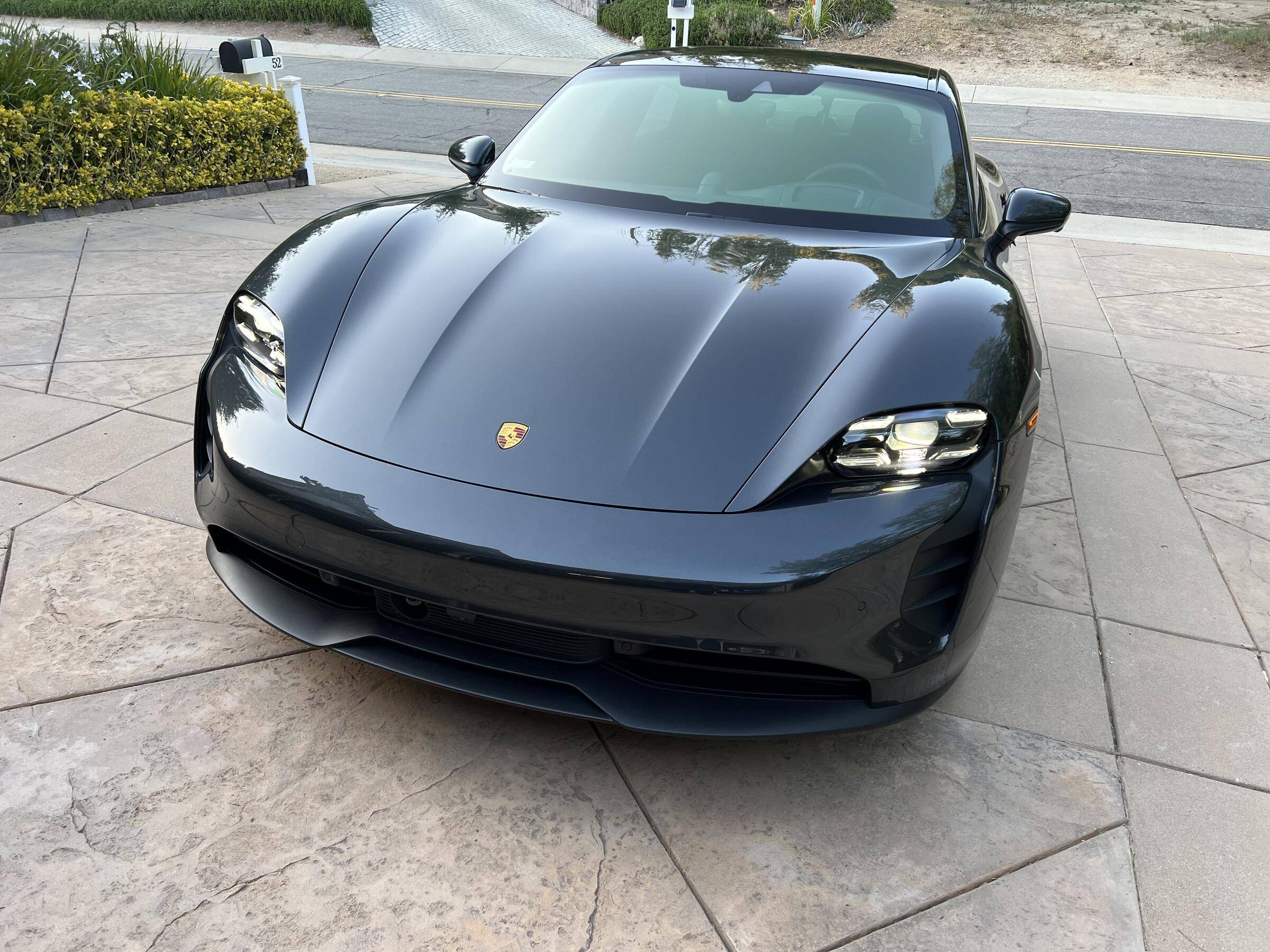 Porsche Taycan Stumbled upon in stock 2022 Taycan GTS for MSRP! Any Build Feedback? tempImageVa0NRM