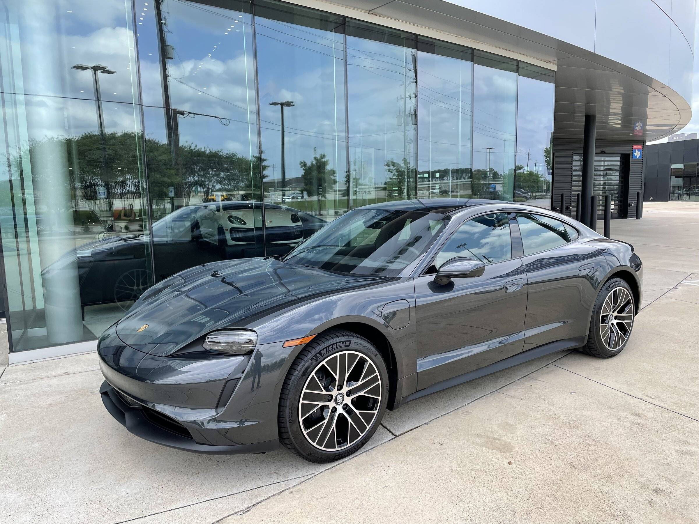 Porsche Taycan Finally got my Volcano Grey D20BF196-2D7D-47E1-AF12-56D0F30E2869