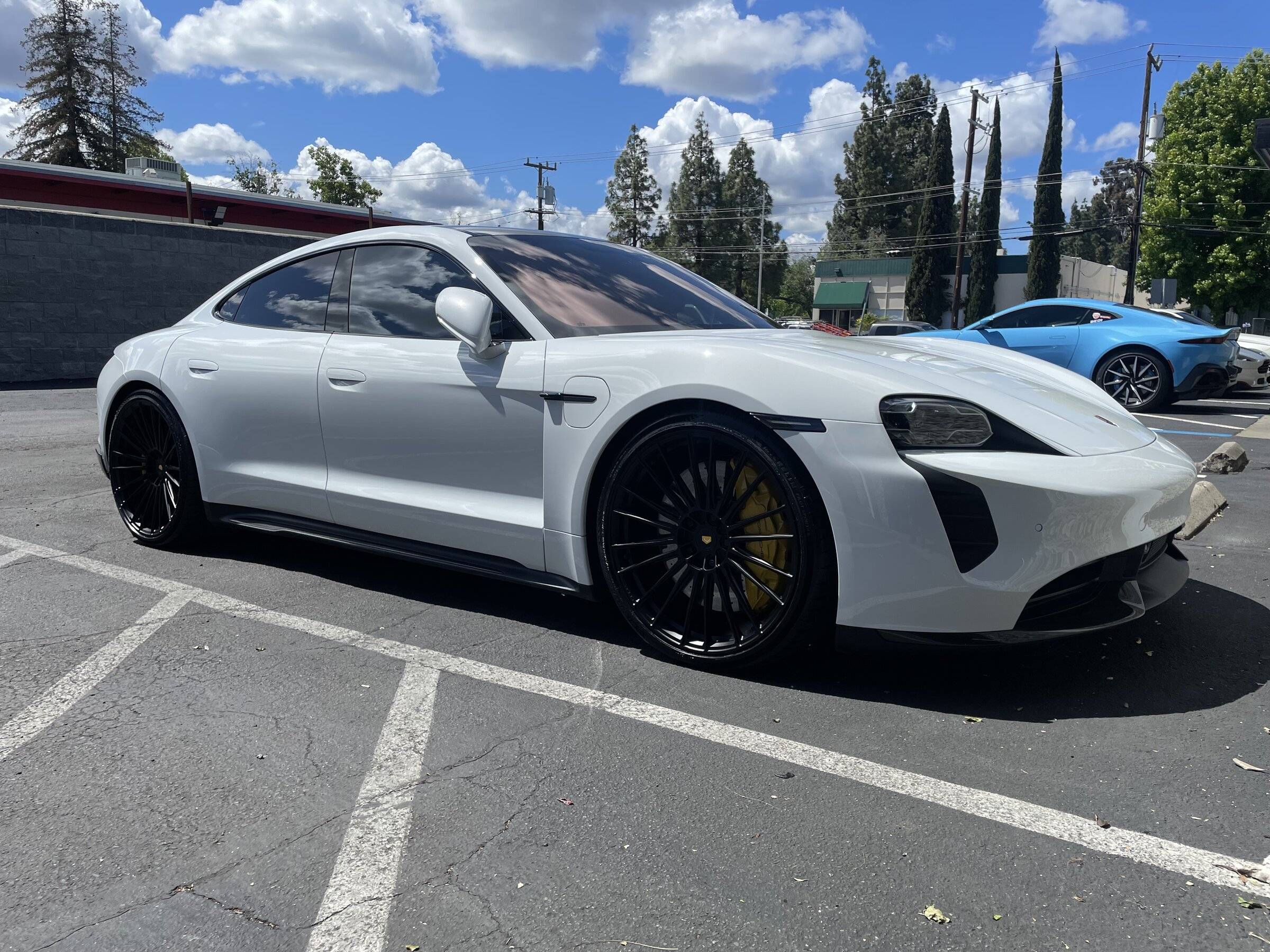 Porsche Taycan new shoes vossen 22in s17-04 No Cete Lowering Module needed parked low setting 