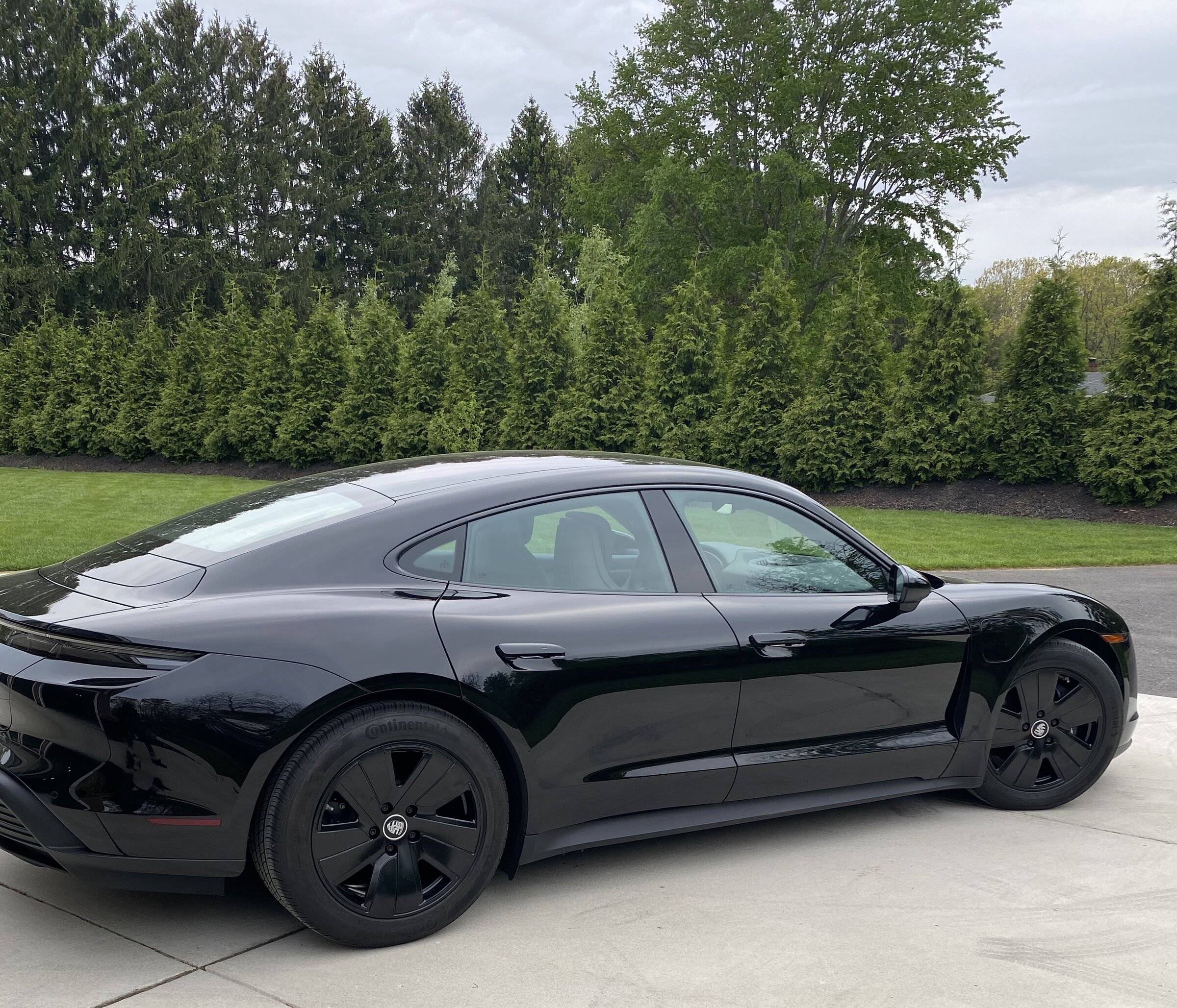 Porsche Taycan Base Wheels powder and clear coat complete - color change to black 29EEBBF0-E44E-4809-BFC2-9BEBB250AAD6