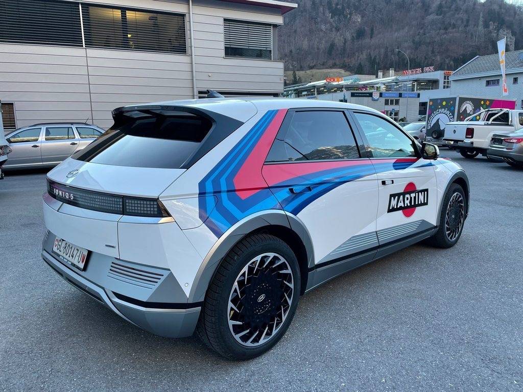 Porsche Taycan Rented a Model Y EB1FB4F6-9B2B-4A22-A5FC-626E9B4072C0