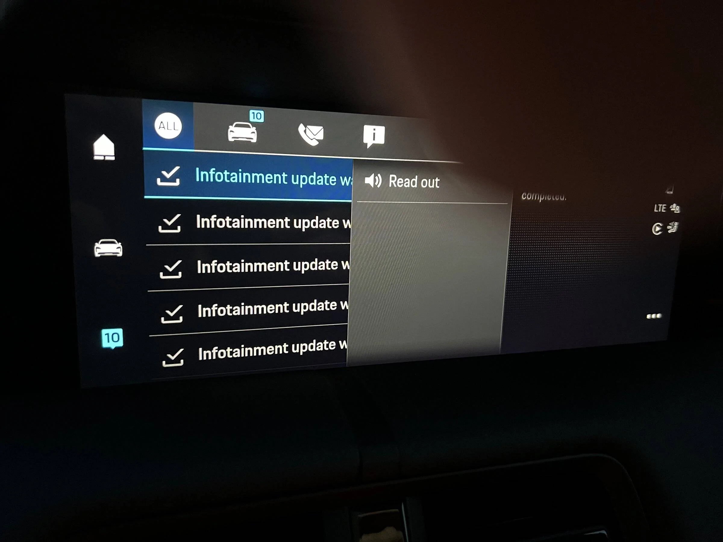 Porsche Taycan [PCM Bug] - Update display fails to convey useful information E7DD082A-D6F0-45D5-A31C-C8024658A524