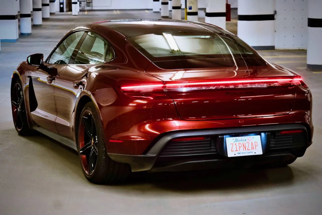 Porsche Taycan CHERRY METALLIC Taycan Club _ TY - 1 (1)
