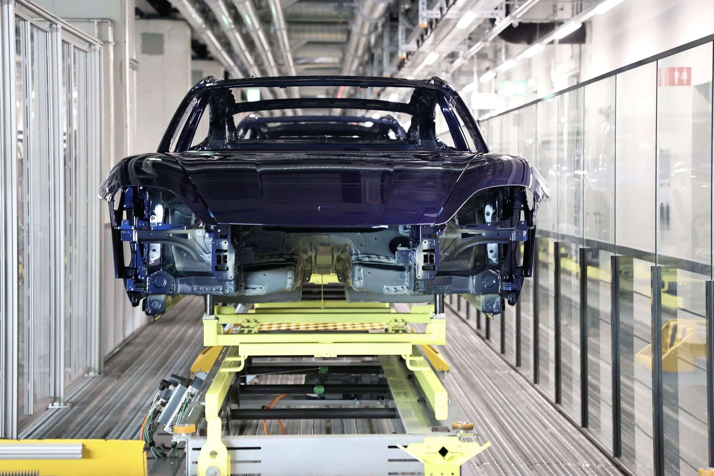 Porsche Taycan 📸  How to Find Your Taycan Production Photo From Assembly Line ADAFCFEC-1BDB-4E55-9AA9-C583048C7248