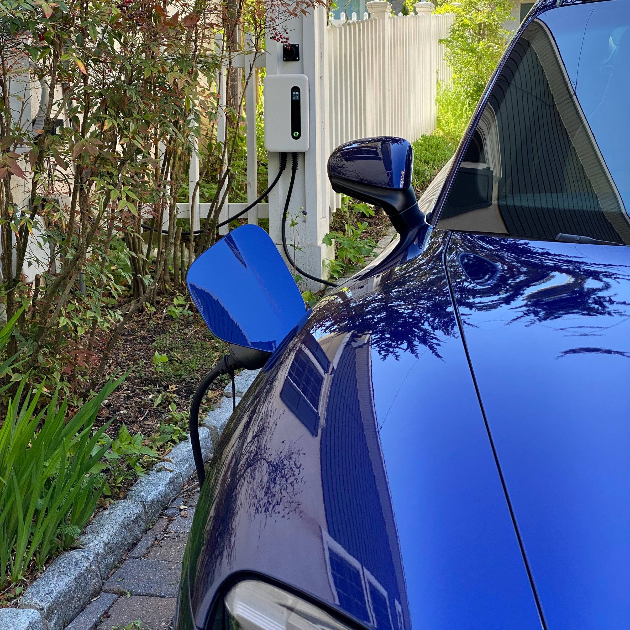 Porsche Taycan Show your home charging setup for your Taycan IMG_8604
