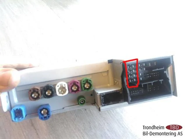 Porsche Taycan Audio cabling Taycan_HU_1